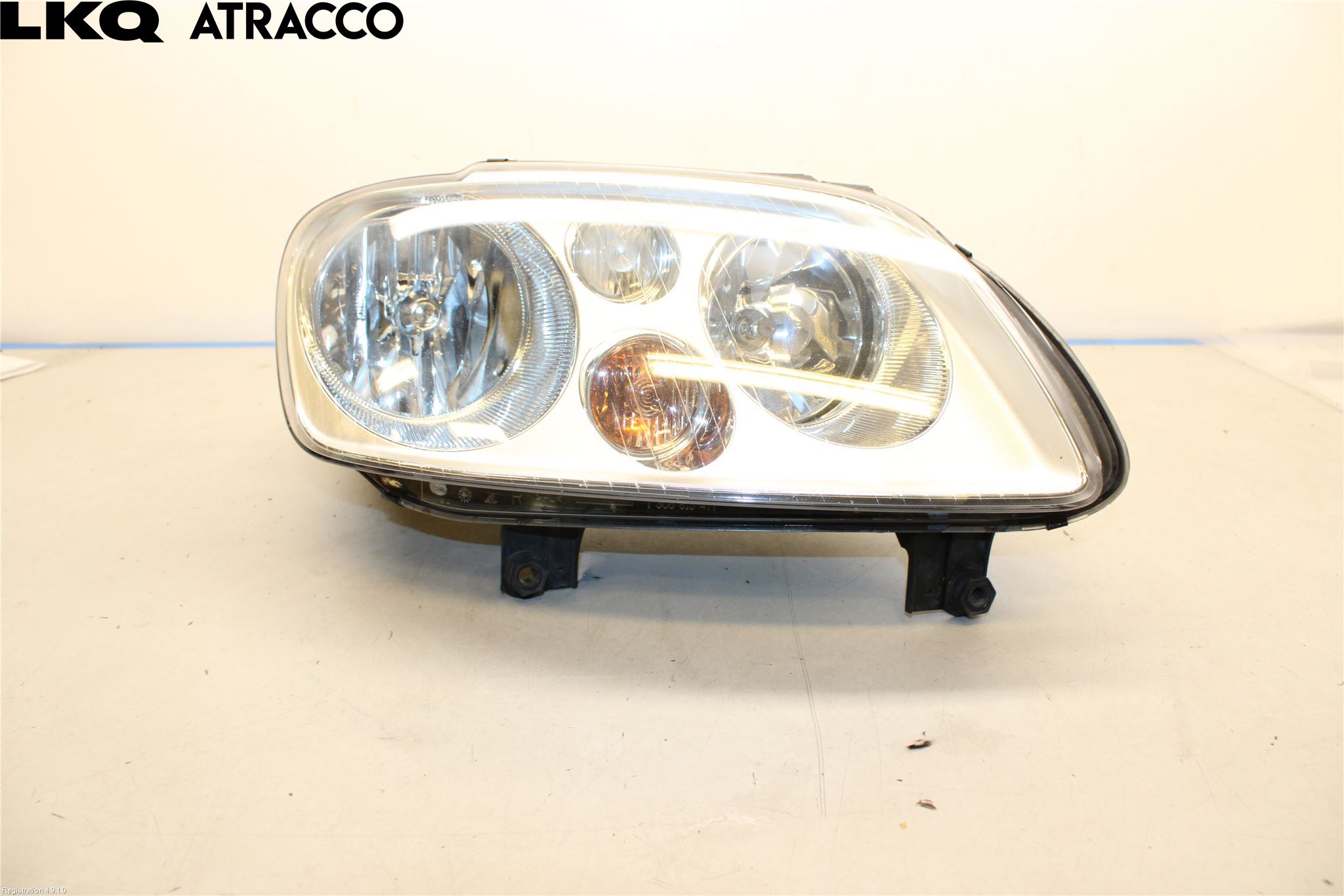 Volkswagen VW TOURAN 03-10 Frontlykt Venstre