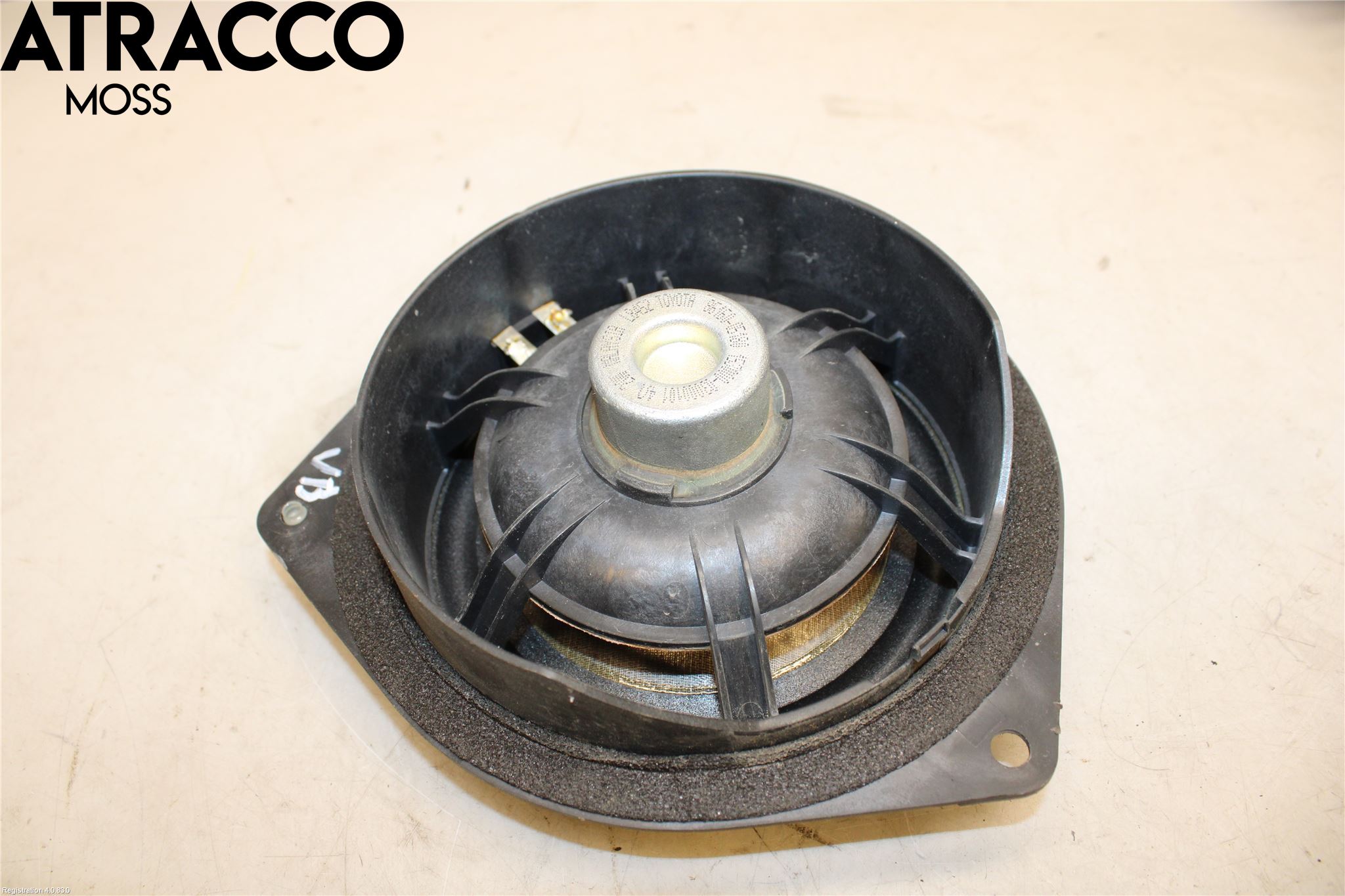 Toyota AVENSIS 09-15 Innr Høyttaler