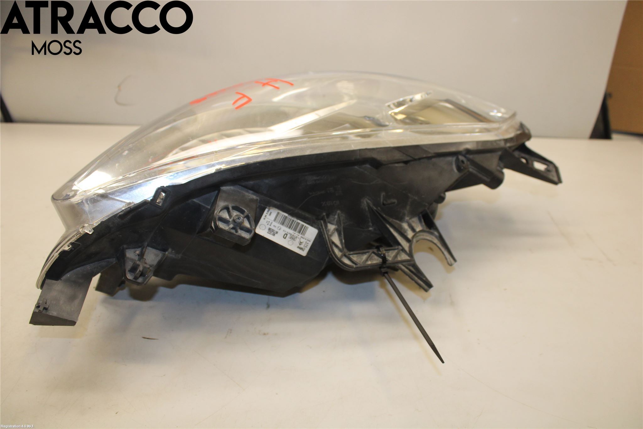 Peugeot PARTNER 08-15 Frontlykt Høyre