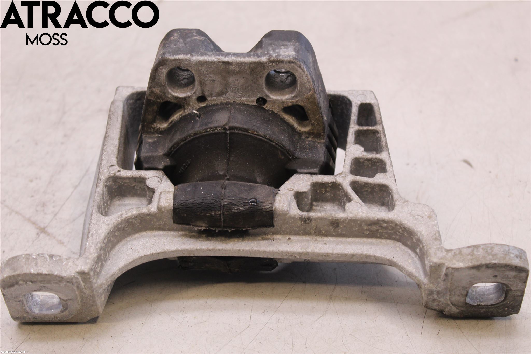 Volvo V50 08-12 Motor Feste Gummi