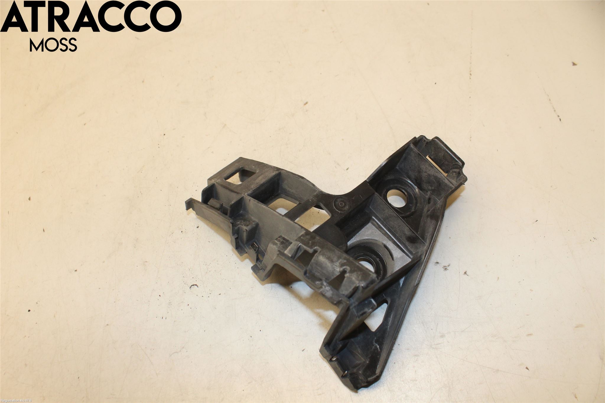 Volkswagen VW GOLF / E-GOLF VII 13-20 Støtfanger Bak Feste