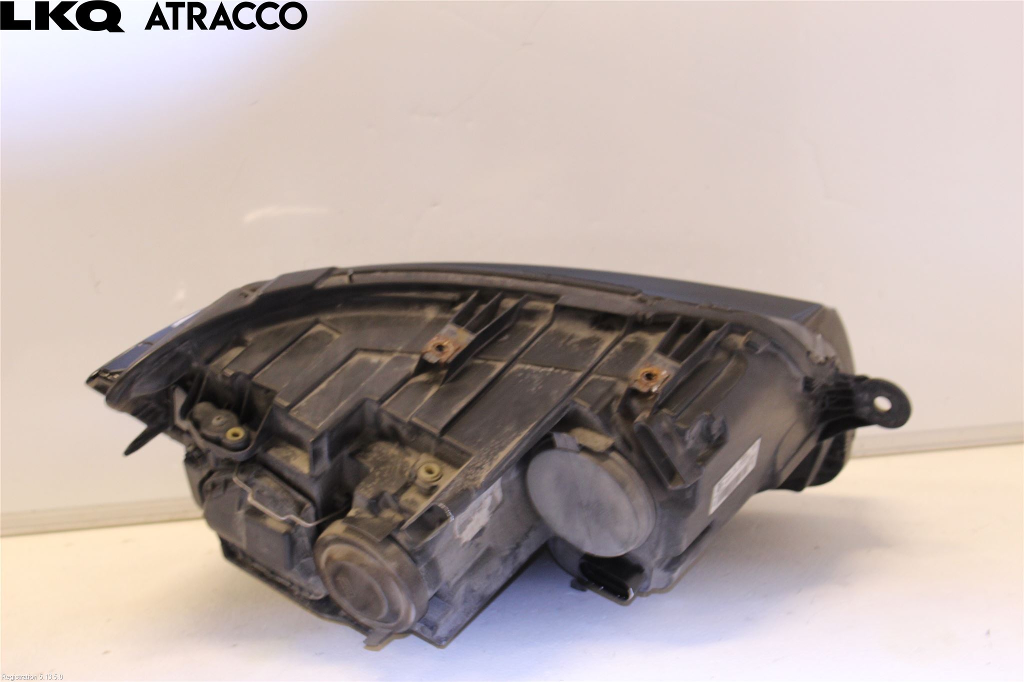 Volkswagen VW TRANSP/CARAVELLE (T6) 16-22 Frontlykt Venstre