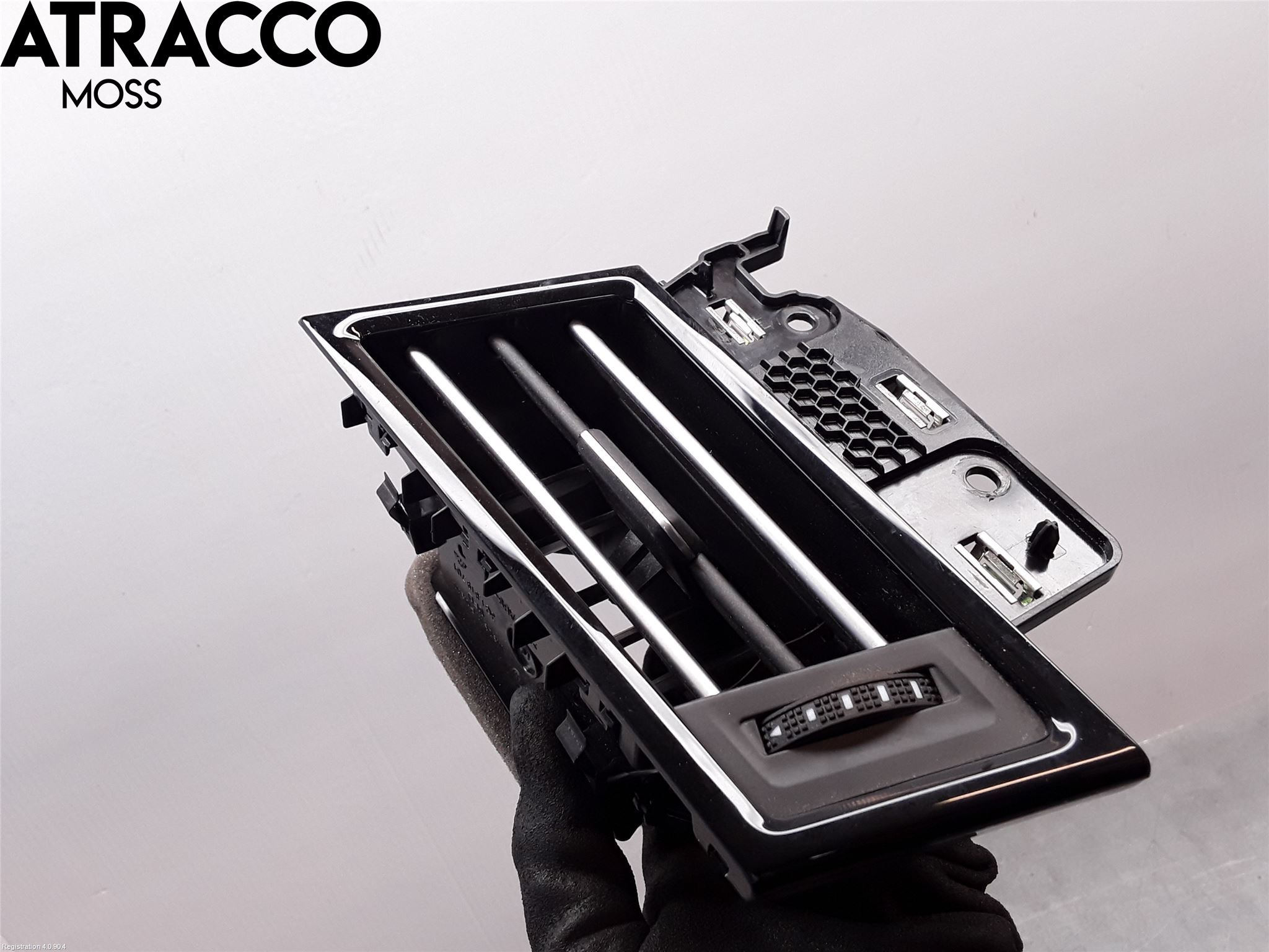 Volkswagen VW PASSAT 20-24 Dashbord Kanal - Dyse