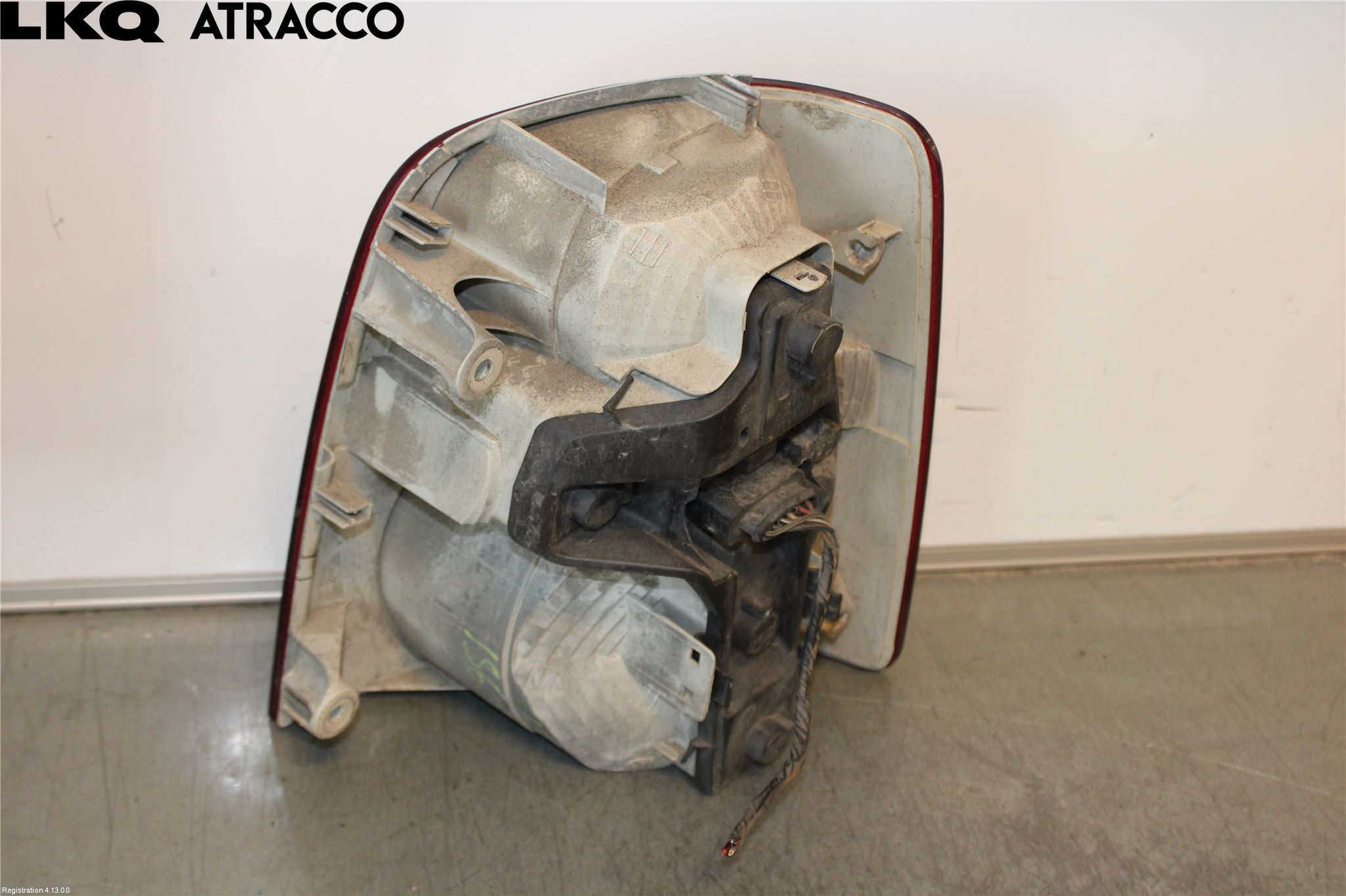 Volkswagen VW TOURAN 03-10 Baklykt Venstre