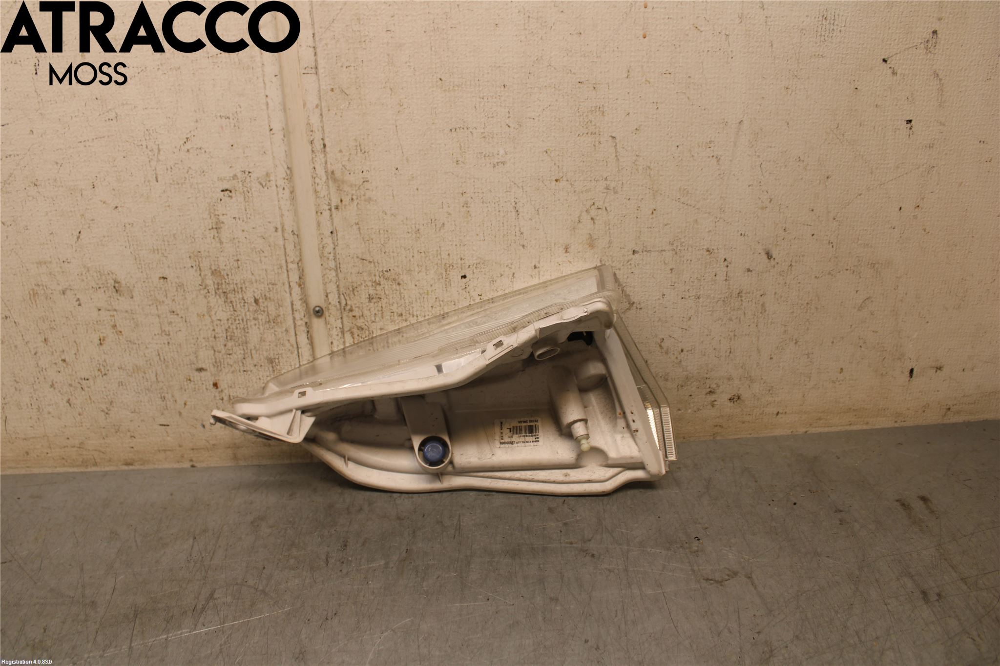 Nissan LEAF 11-17 Frontlykt Hus Venstre