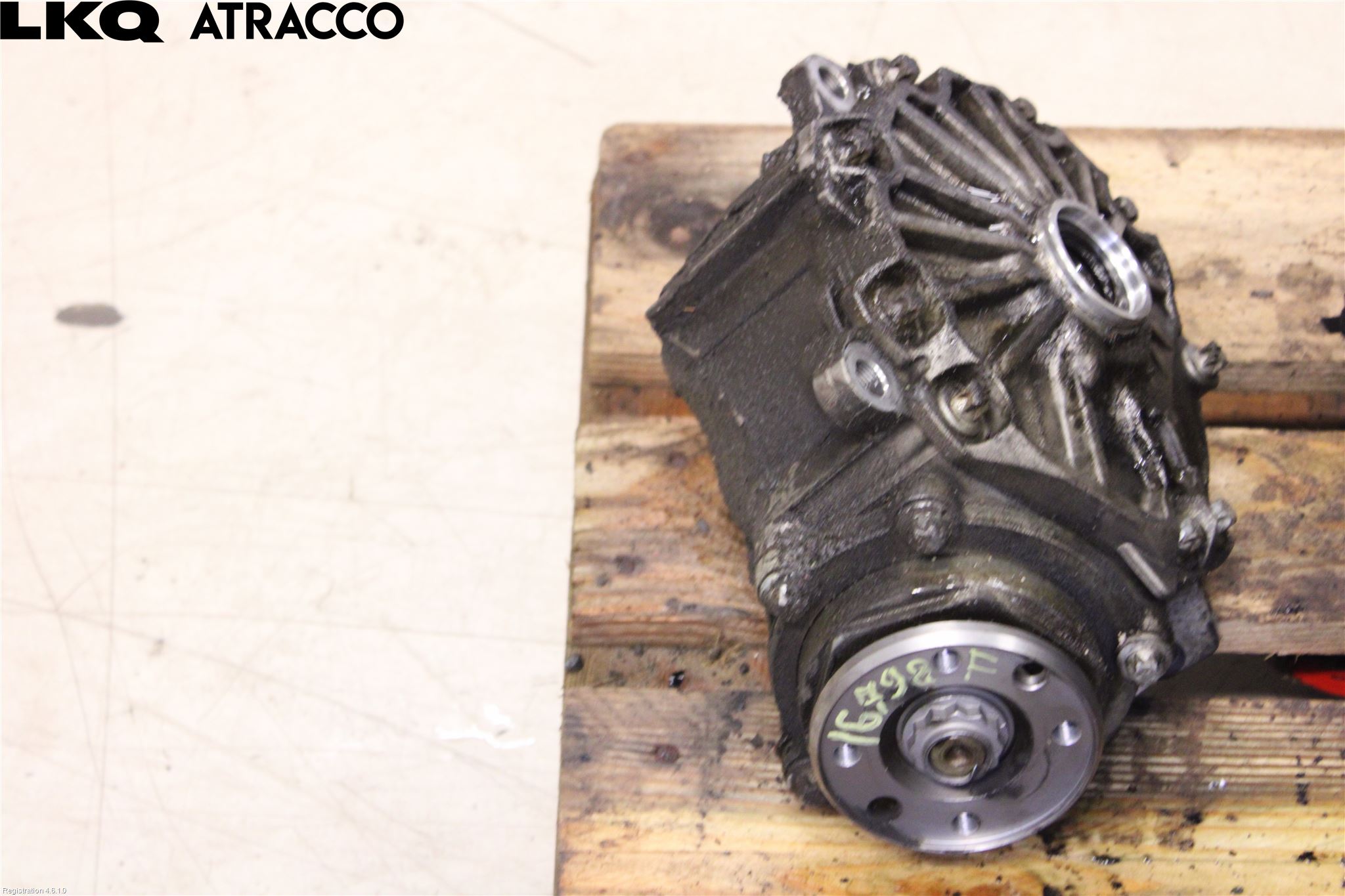 Mercedes-Benz MB E-KLASS (W212) 09-16 Kardang Foran