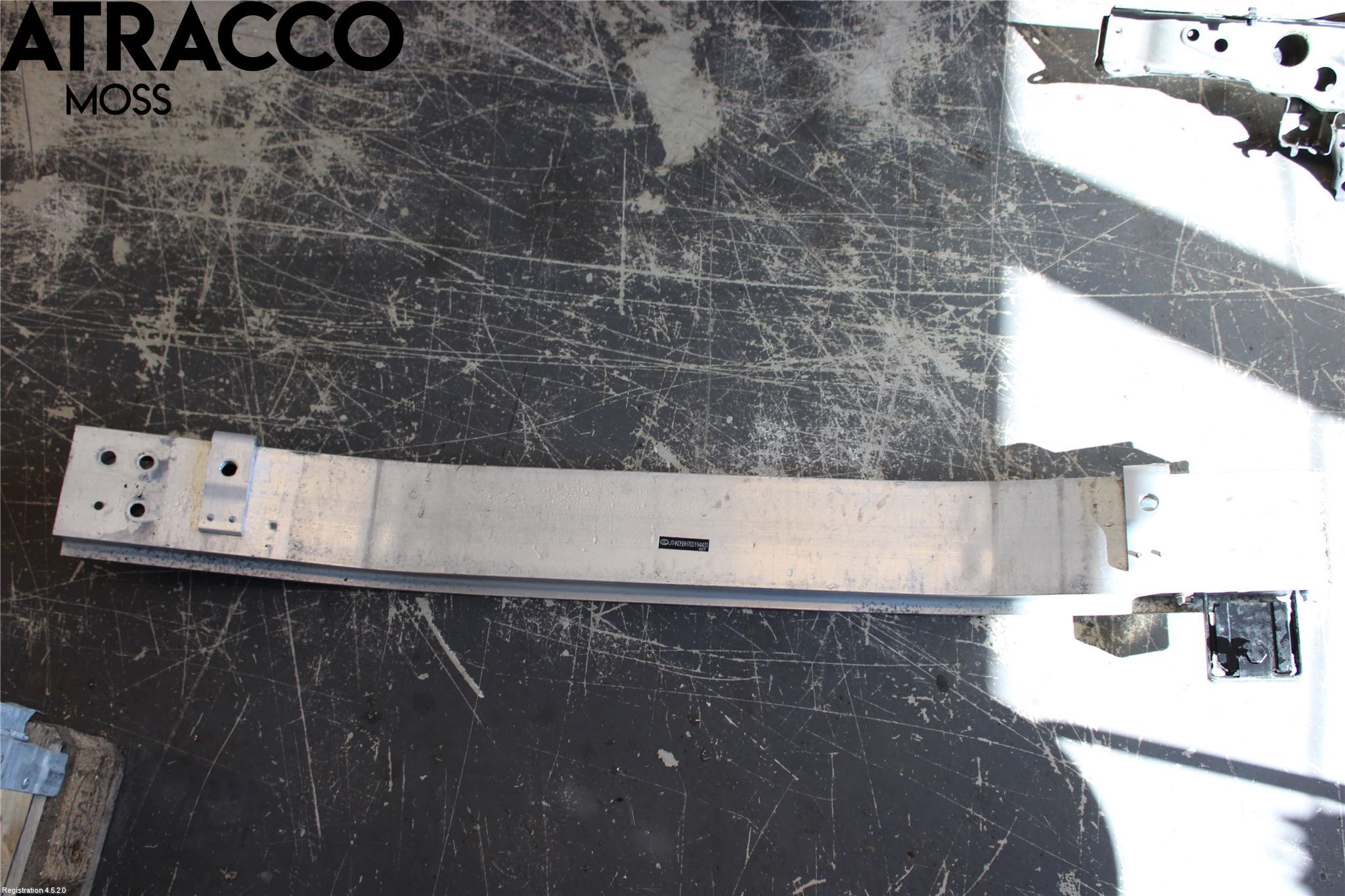 Lexus CT 200h Støtfanger Foran Bjelke