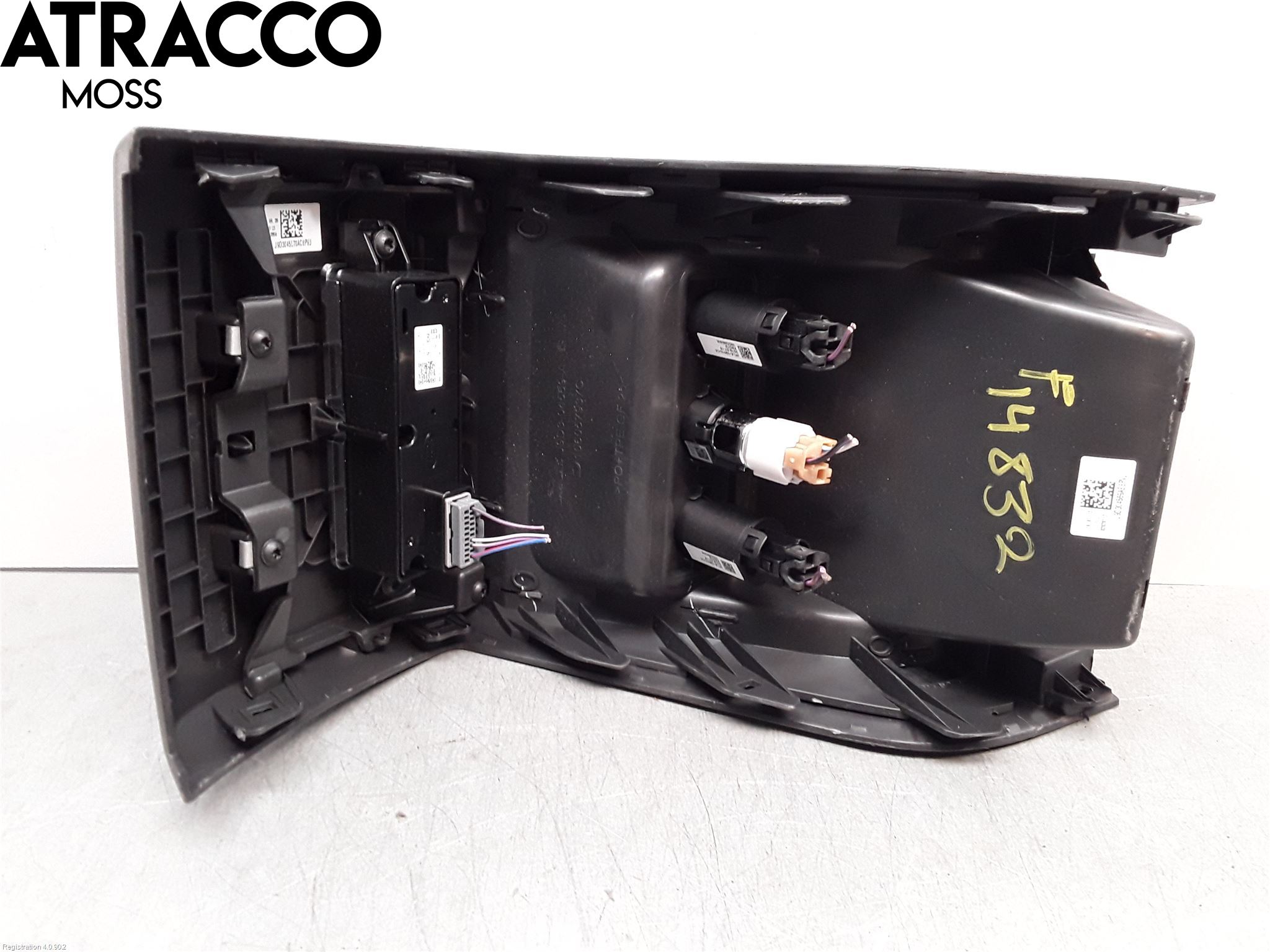 Jaguar I-PACE 18- Usb Connection