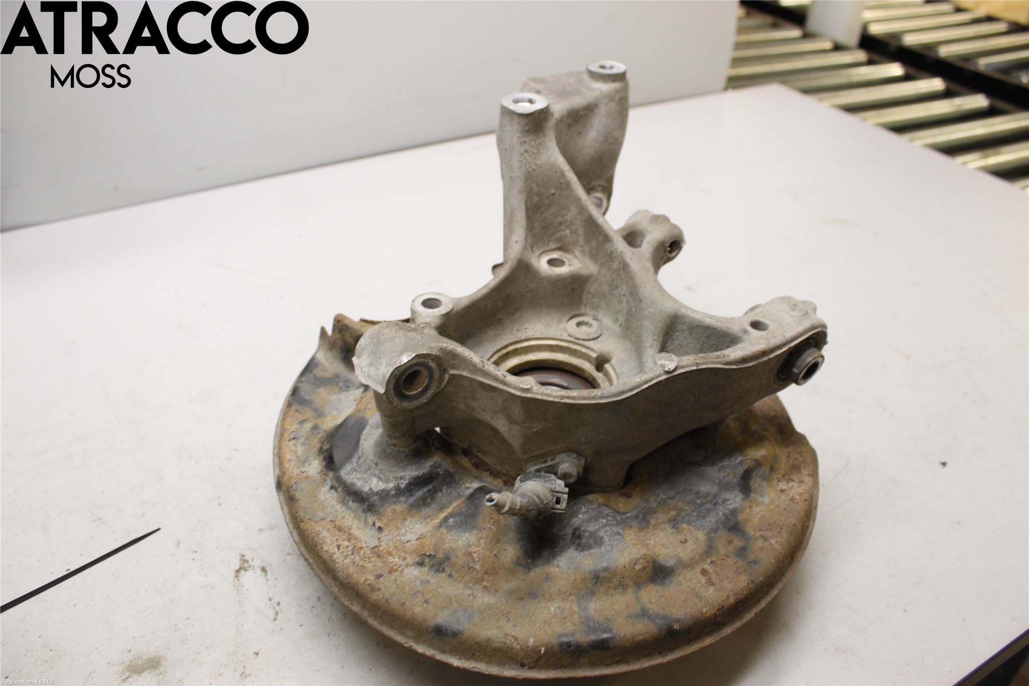 Skoda SUPERB 16-24 Spindel Vb