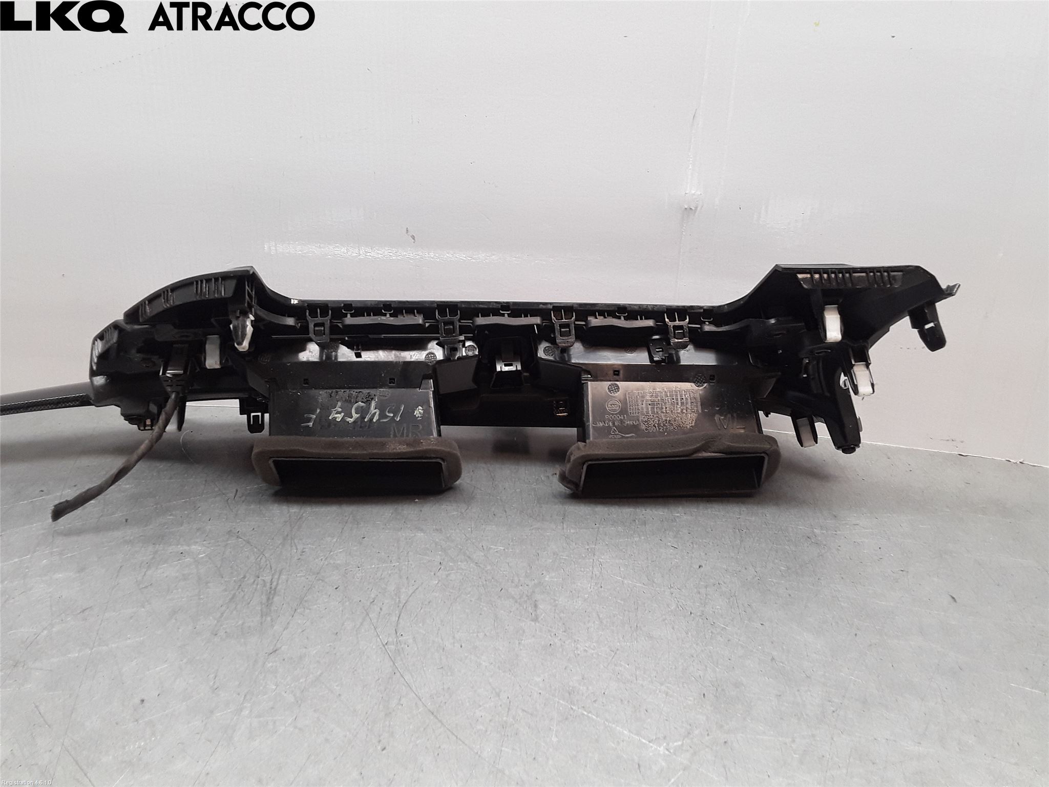 Maxus E-DELIVER9 22- Dashbord Kanal - Dyse