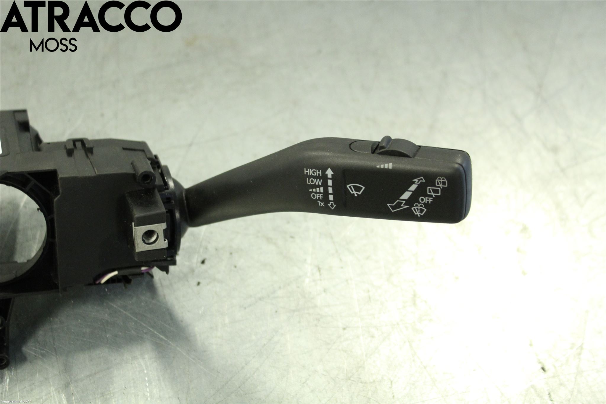 Volkswagen VW UP! / E-UP! Bryter Ratt Kombi H Og V