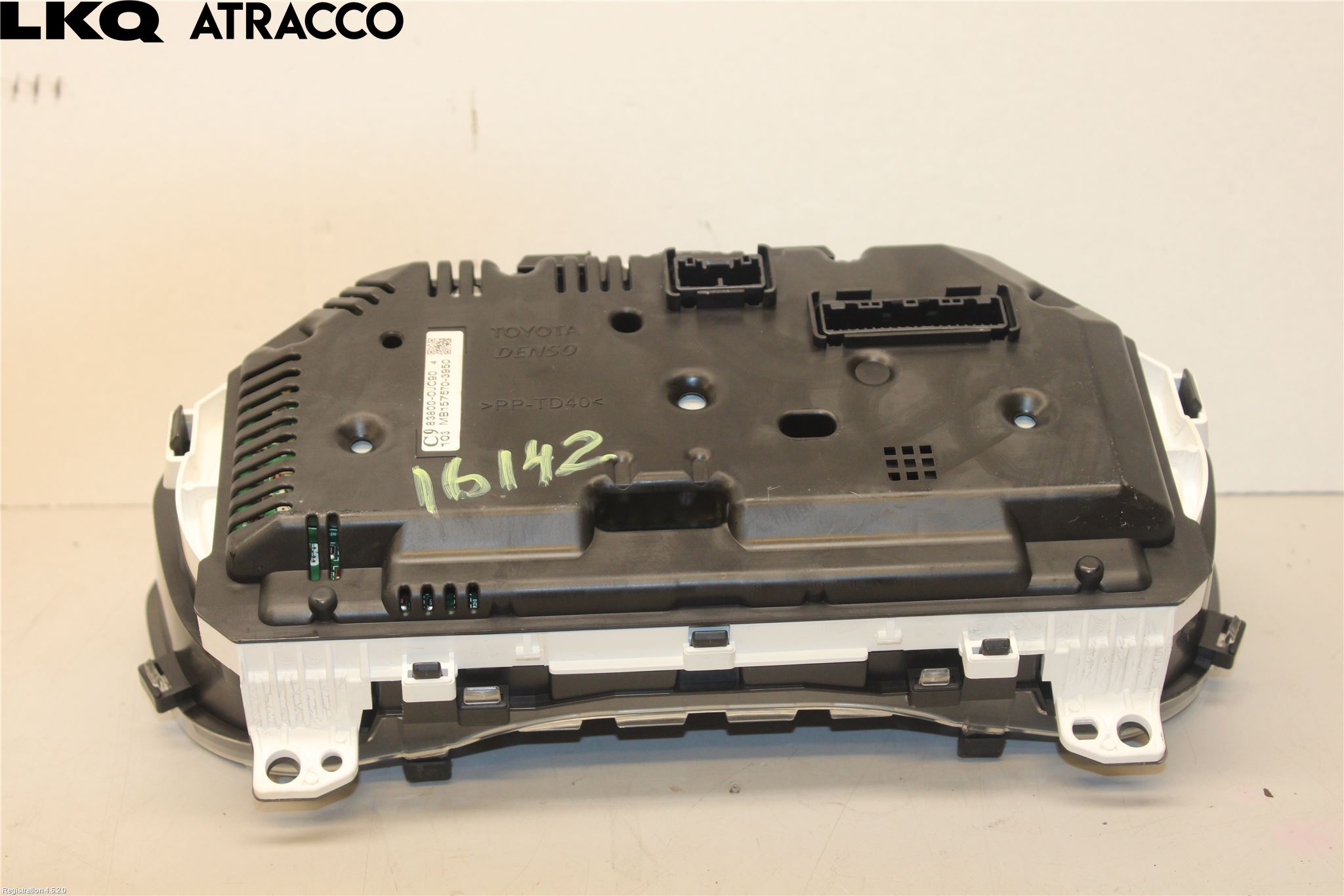 Toyota YARIS XP130 15-20 Instr Kombinert