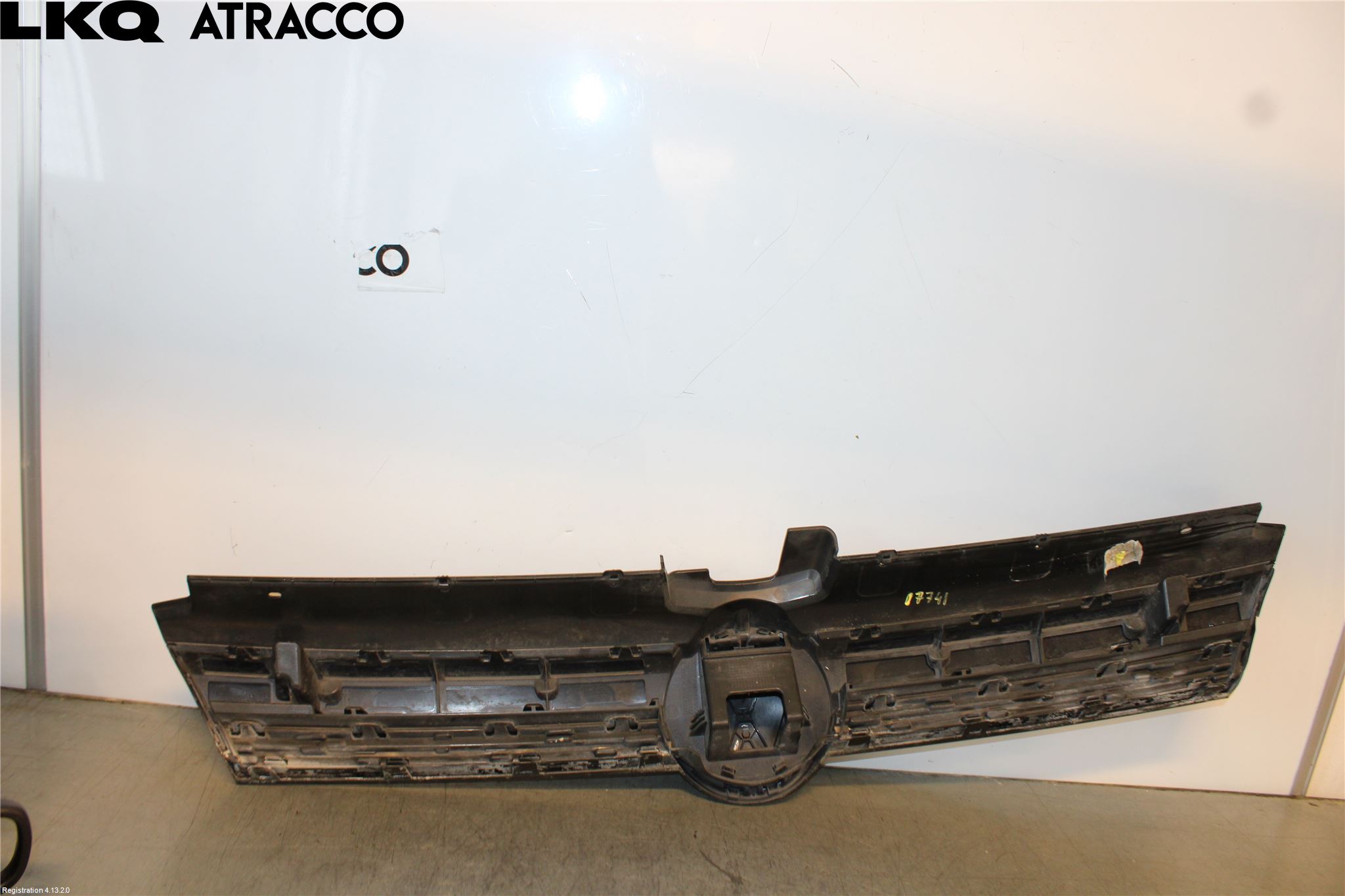 Volkswagen VW GOLF / E-GOLF VII 13-20 Grill Komplett