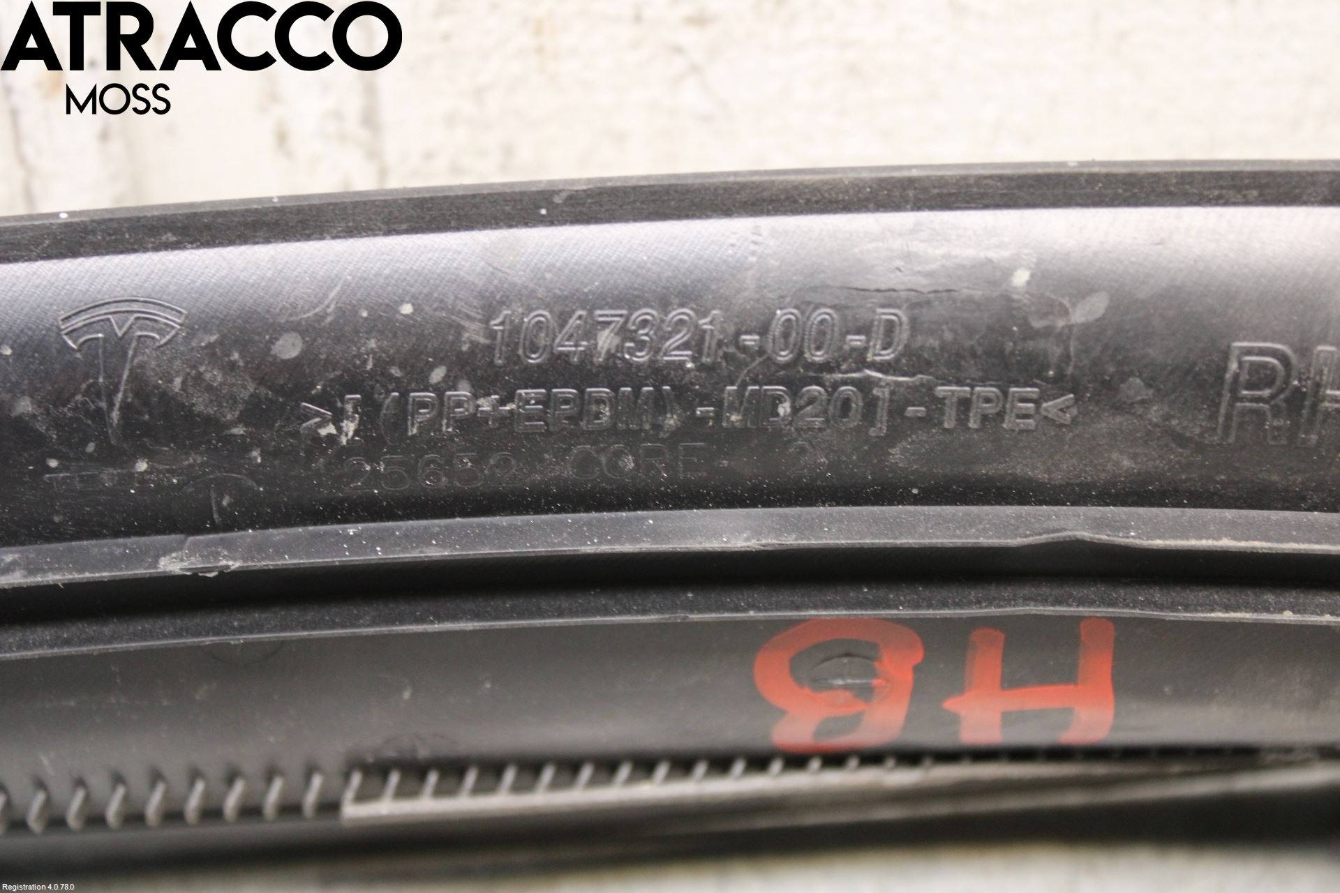 Tesla MODEL X 16- Innr Bagasjeromkledsel