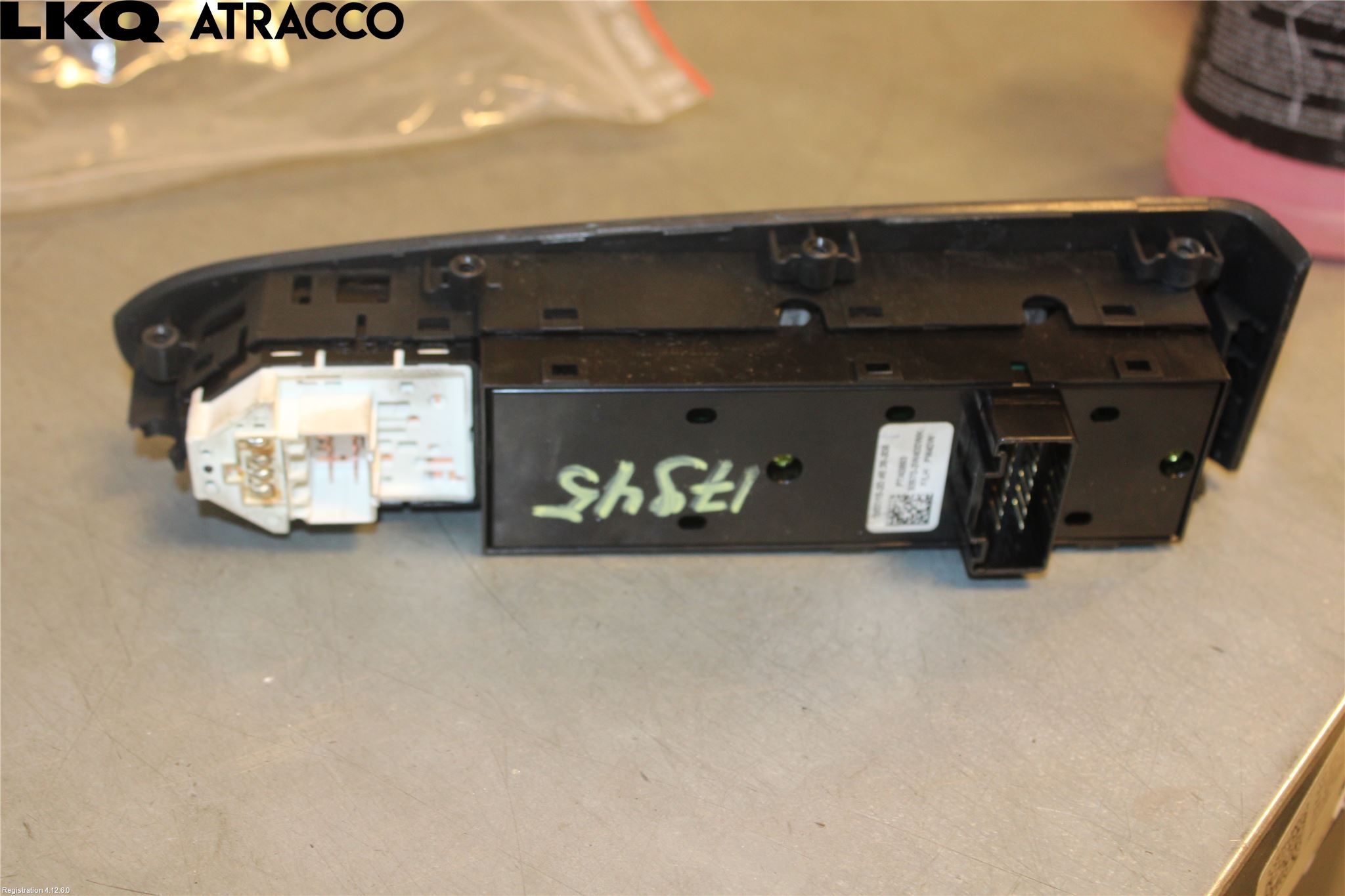 Kia SPORTAGE (SL) 11-15 Bryter Vindusheis