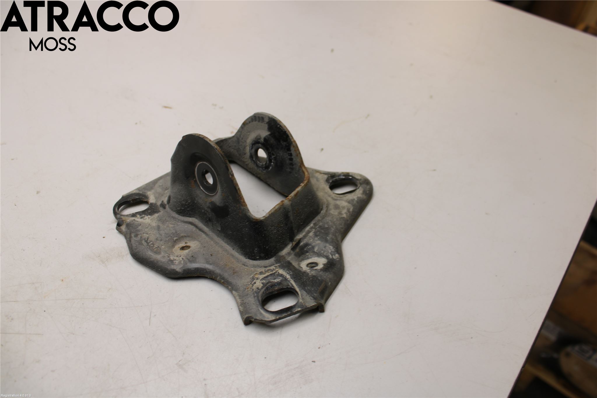 Mini COUNTRYMAN F60 17-23 Bakaksel Feste