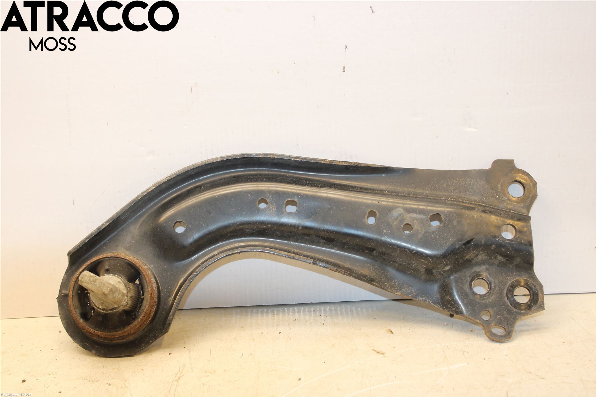 Toyota RAV4 19- Bærearm Bak Venstre