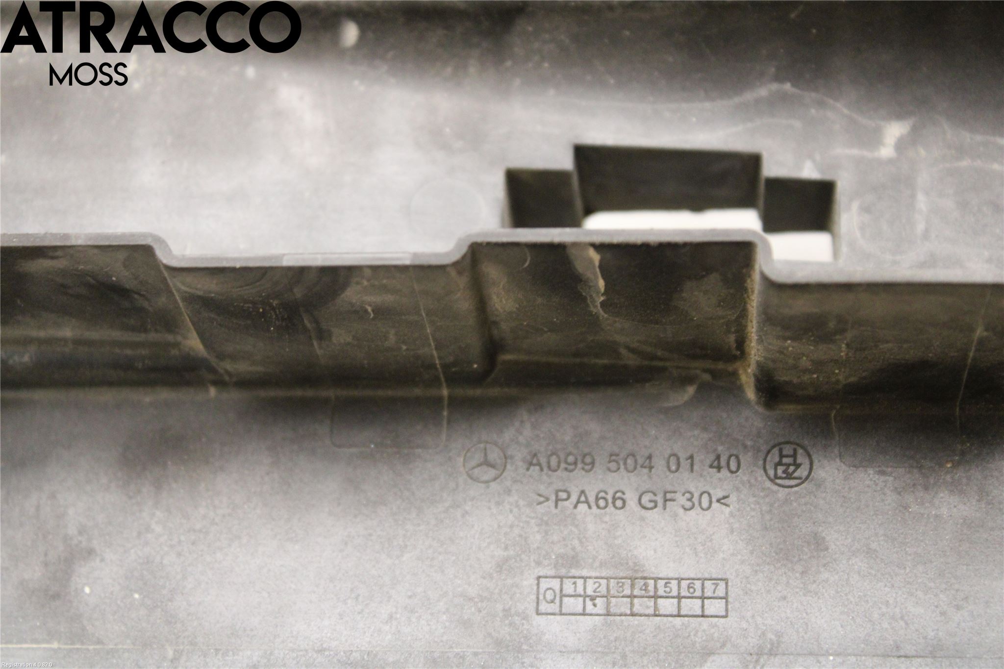 Mercedes-Benz MB C-KLASS (W205) 14-21 Radiator Feste - Ramme - Bjelk