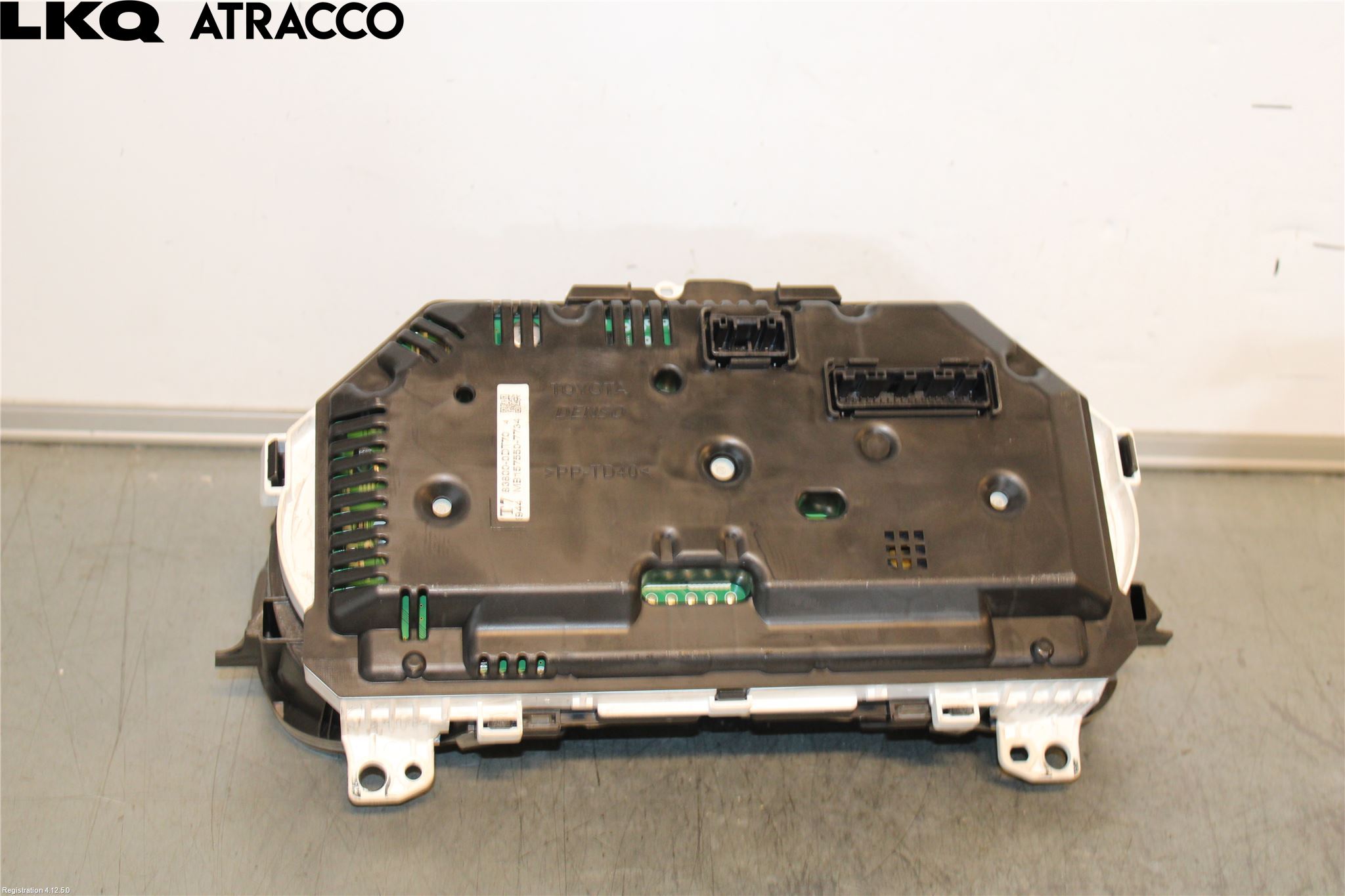 Toyota YARIS XP130 12-14 Instr Kombinert