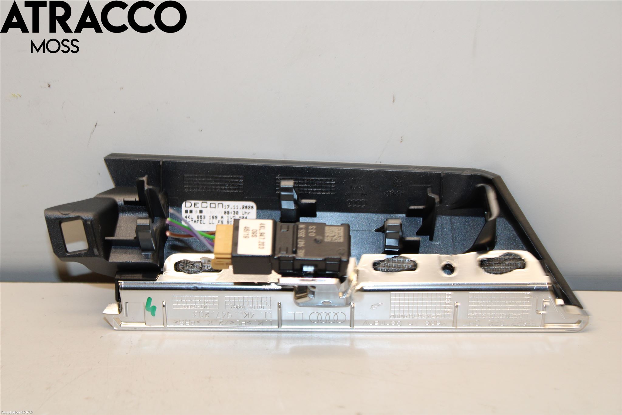 Audi E-TRON, S GE 19- Innr Dekor Instrbord