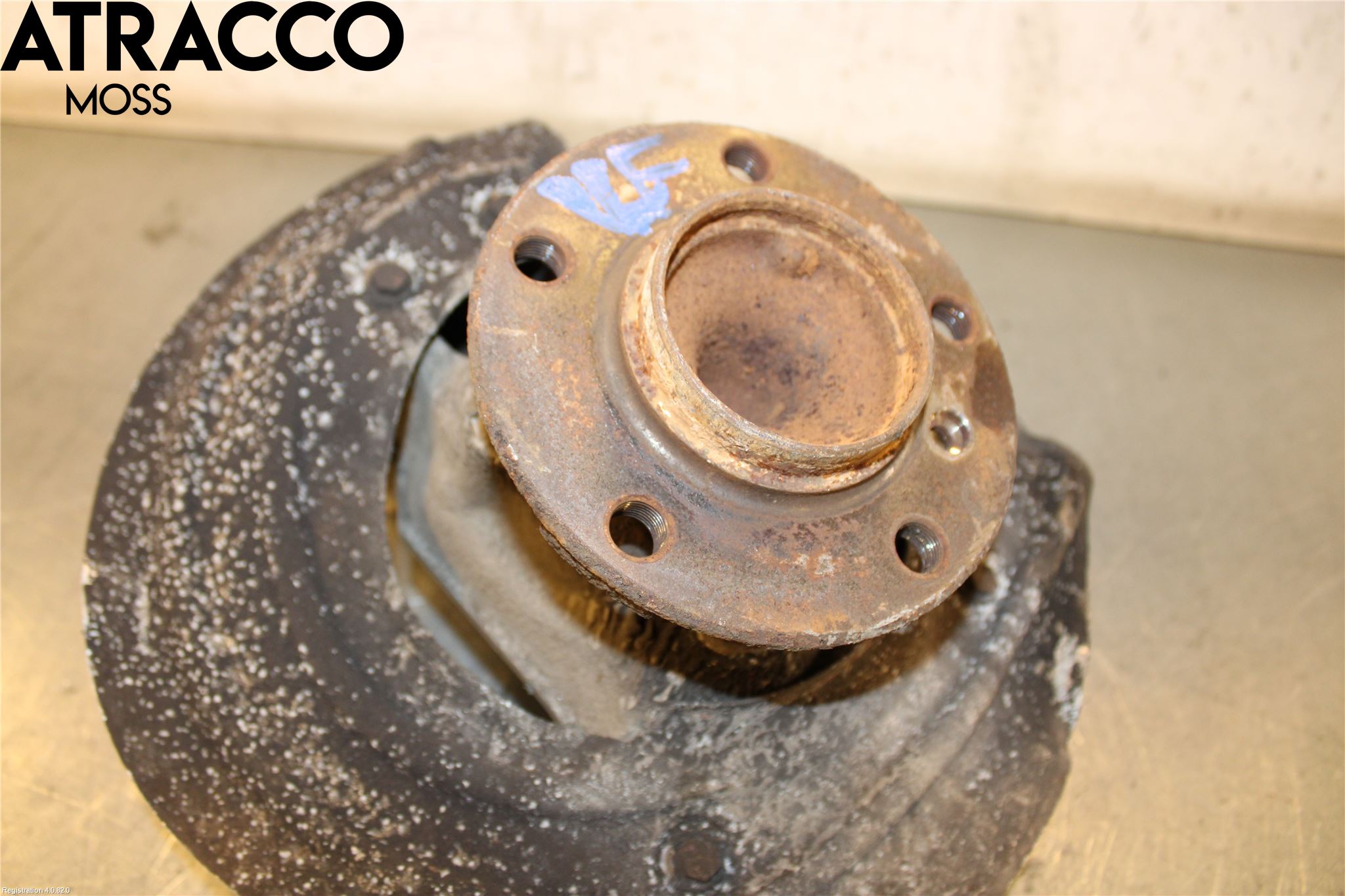 BMW 3 F30/F31/F80 12-19 Spindel Vf