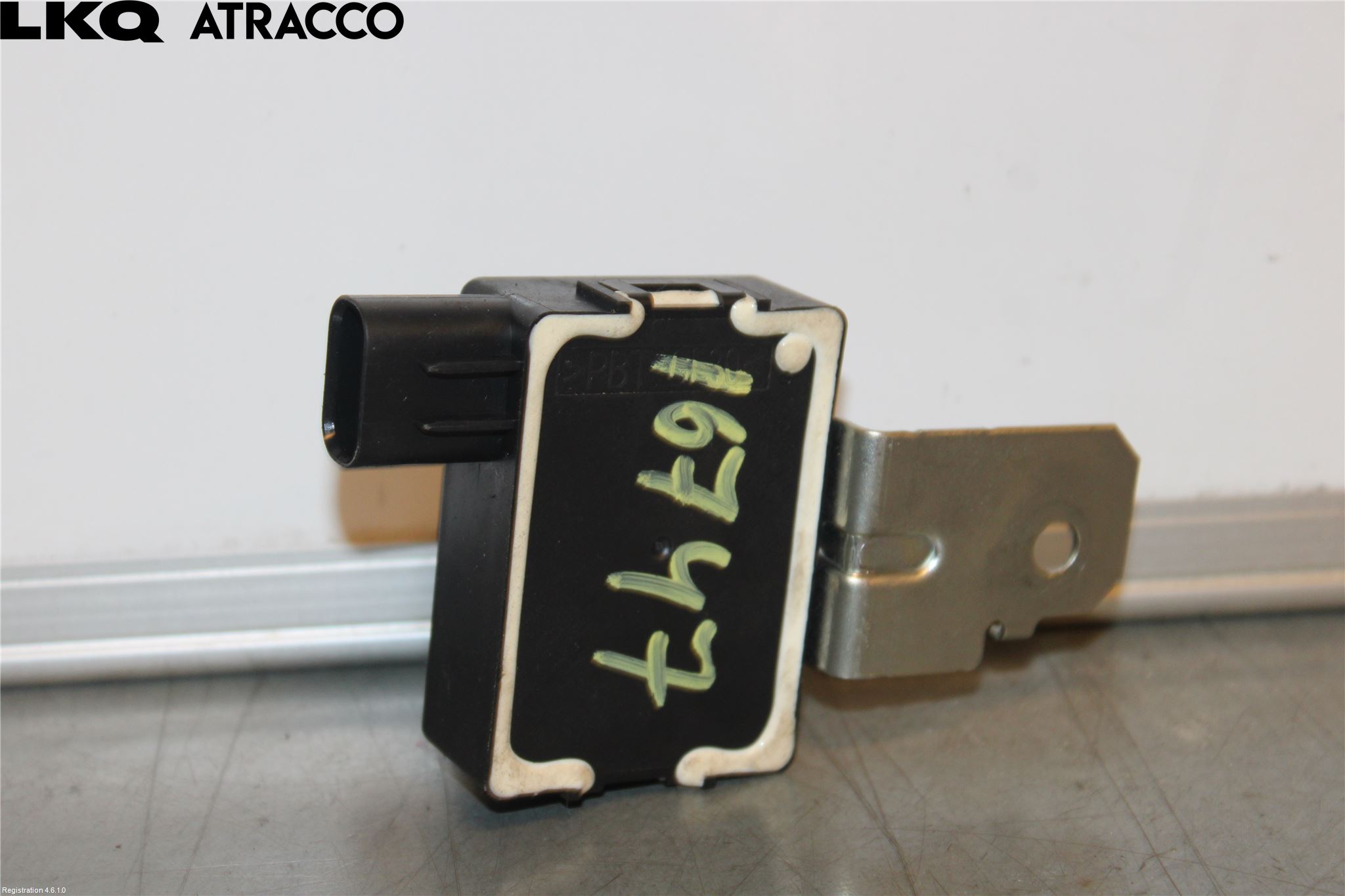 Mitsubishi OUTLANDER 13-21 Signalhorn