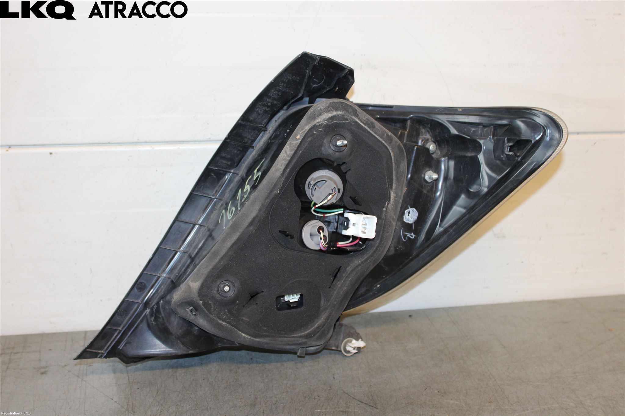 Toyota YARIS XP130 12-14 Baklykt Venstre