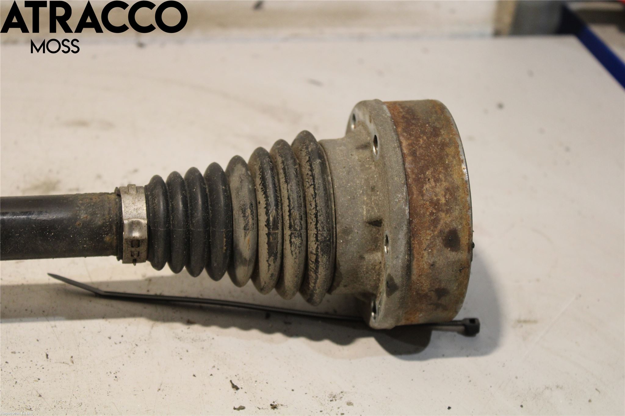 Volkswagen VW GOLF VI 09-13 Drivaksel Bak Kompl Høyre