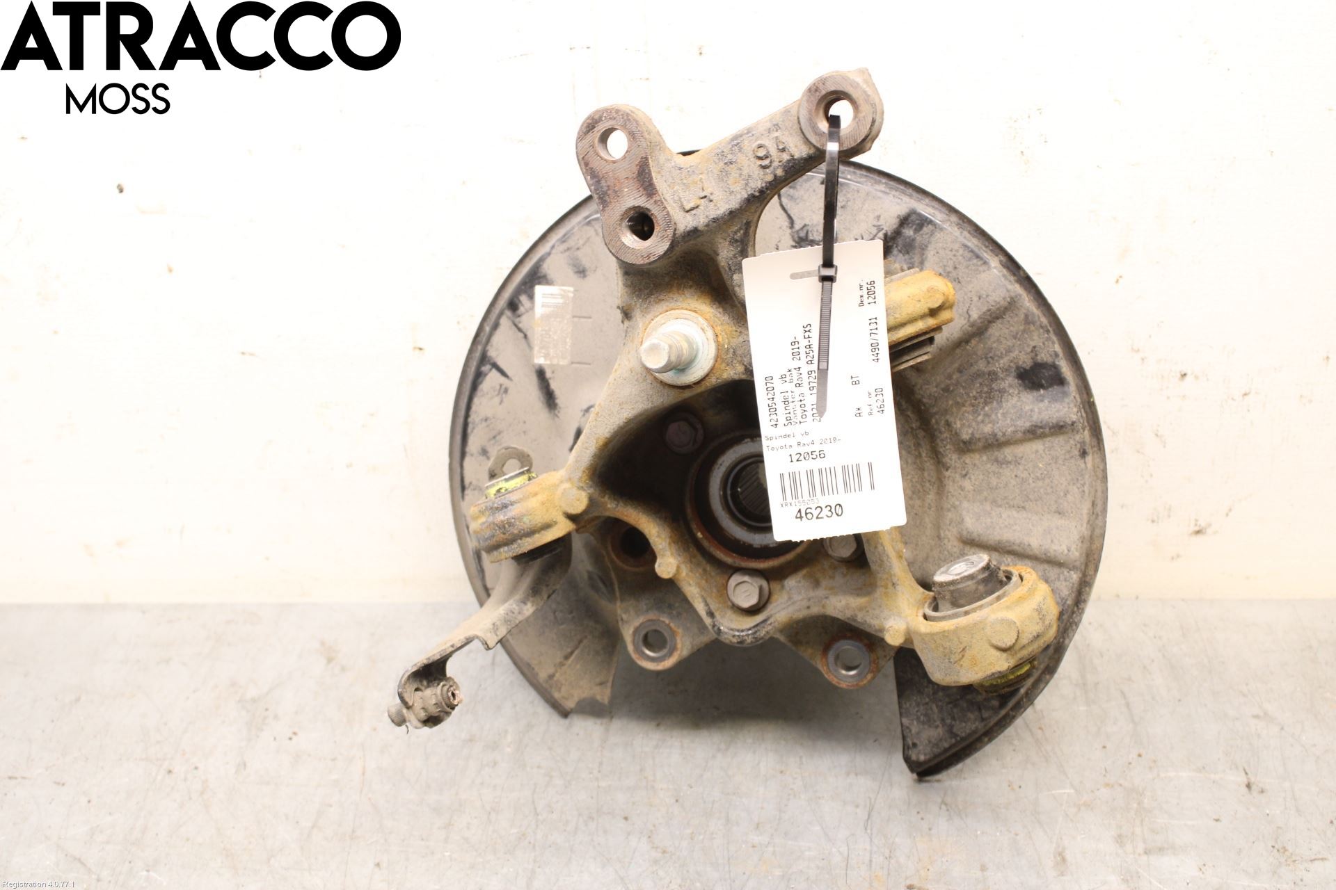 Toyota RAV4 19- Spindel Vb