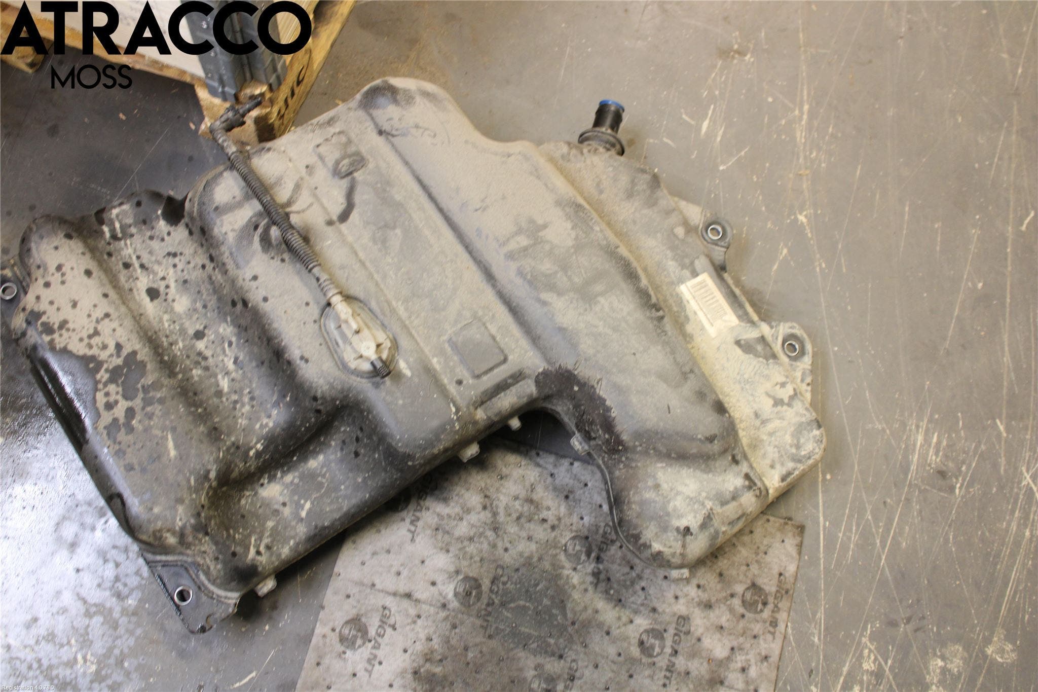 Mercedes-Benz MB S-KLASS (W221) 05-13 Adblue Tank