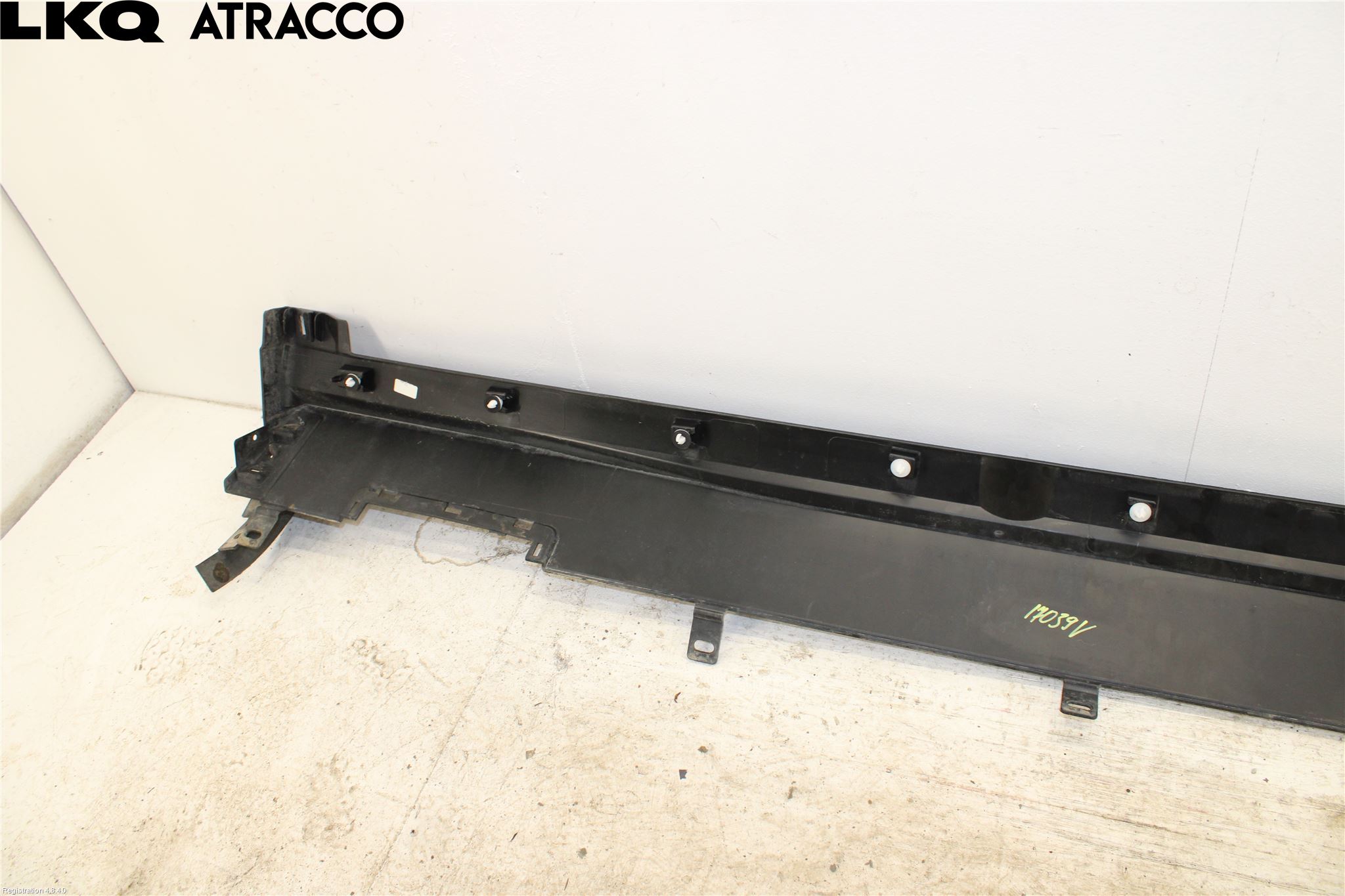 Jaguar I-PACE 18- Kanalskjørt Venstre