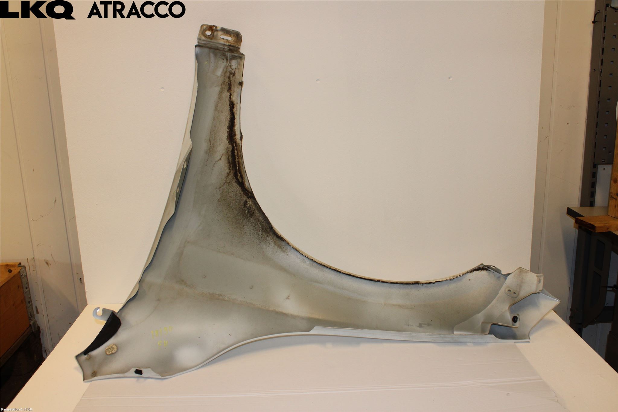 Volvo V60 14-18 Skjerm Foran Høyre