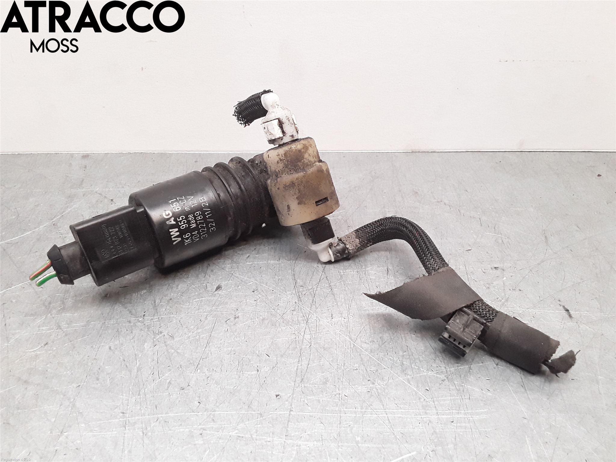 Volkswagen VW PASSAT 11-14 Spylerpumpe Frontrute