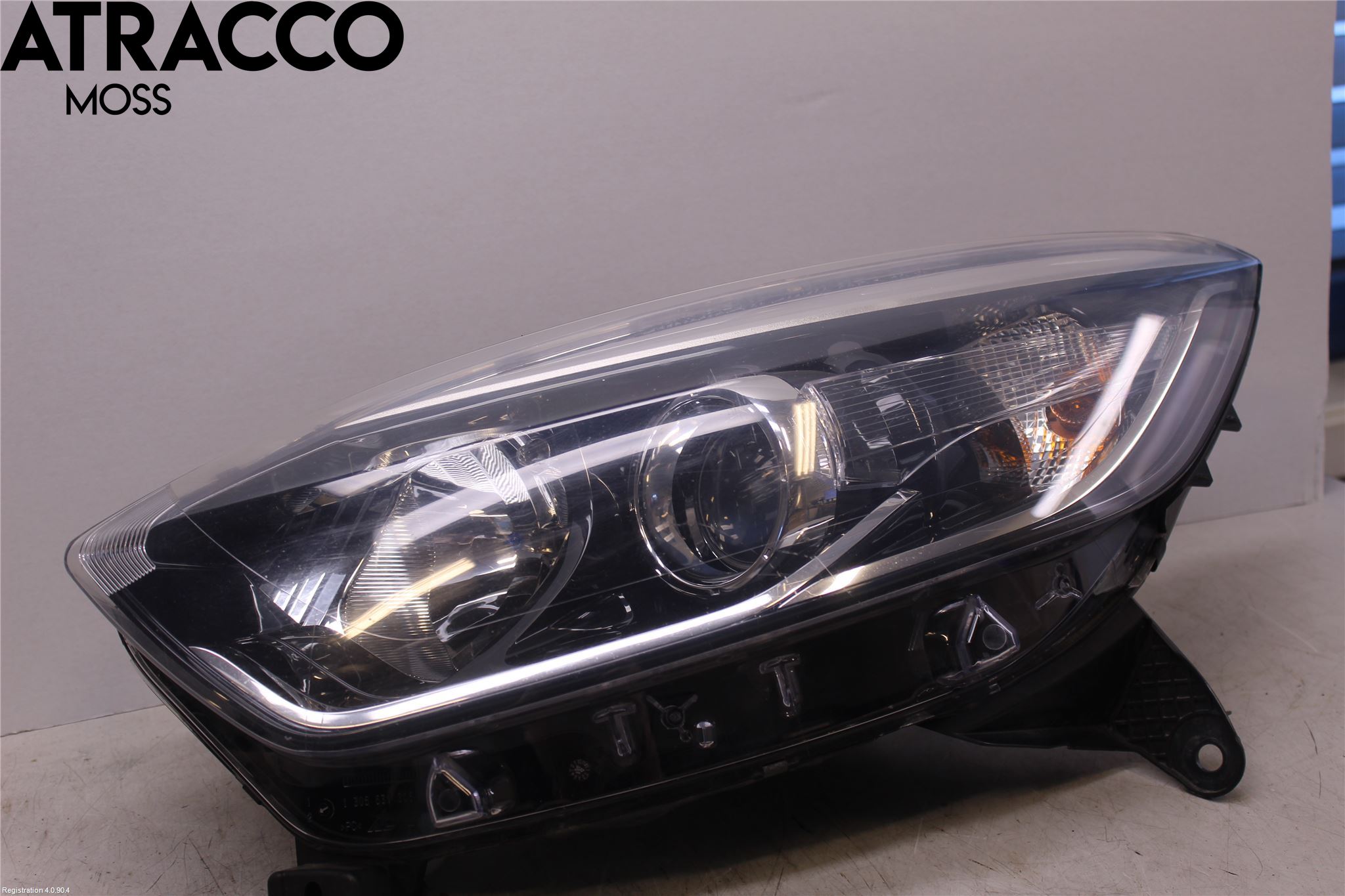 Renault CAPTUR 13-19 Frontlykt Venstre