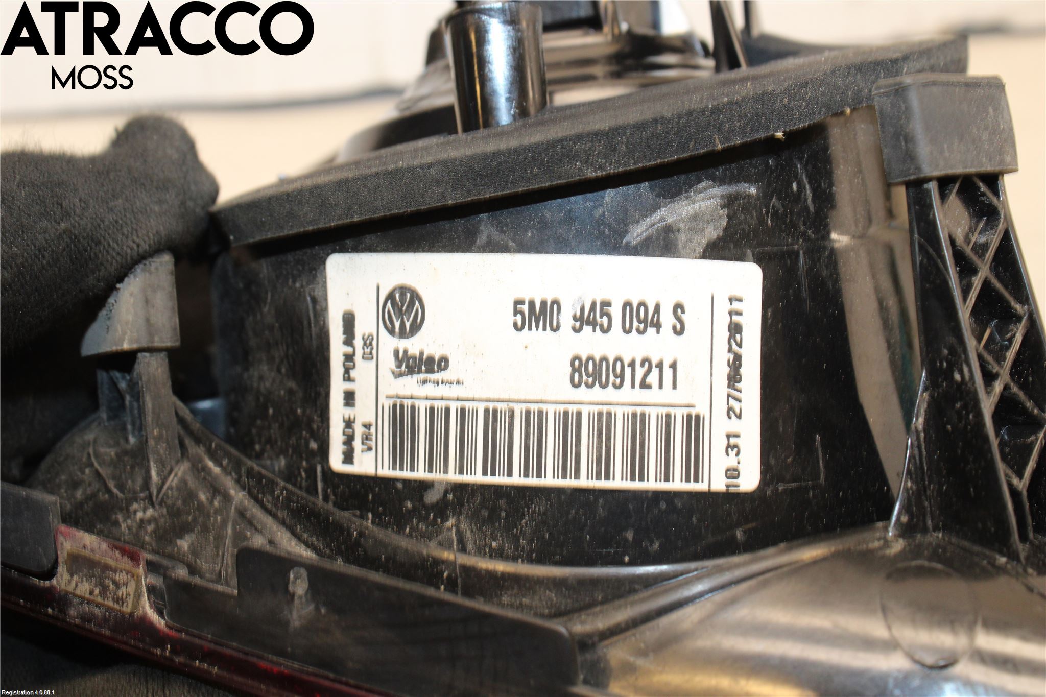 Volkswagen VW GOLF PLUS/CROSS GOLF 04-14 Baklykt Høyre  På Luke(Indre)