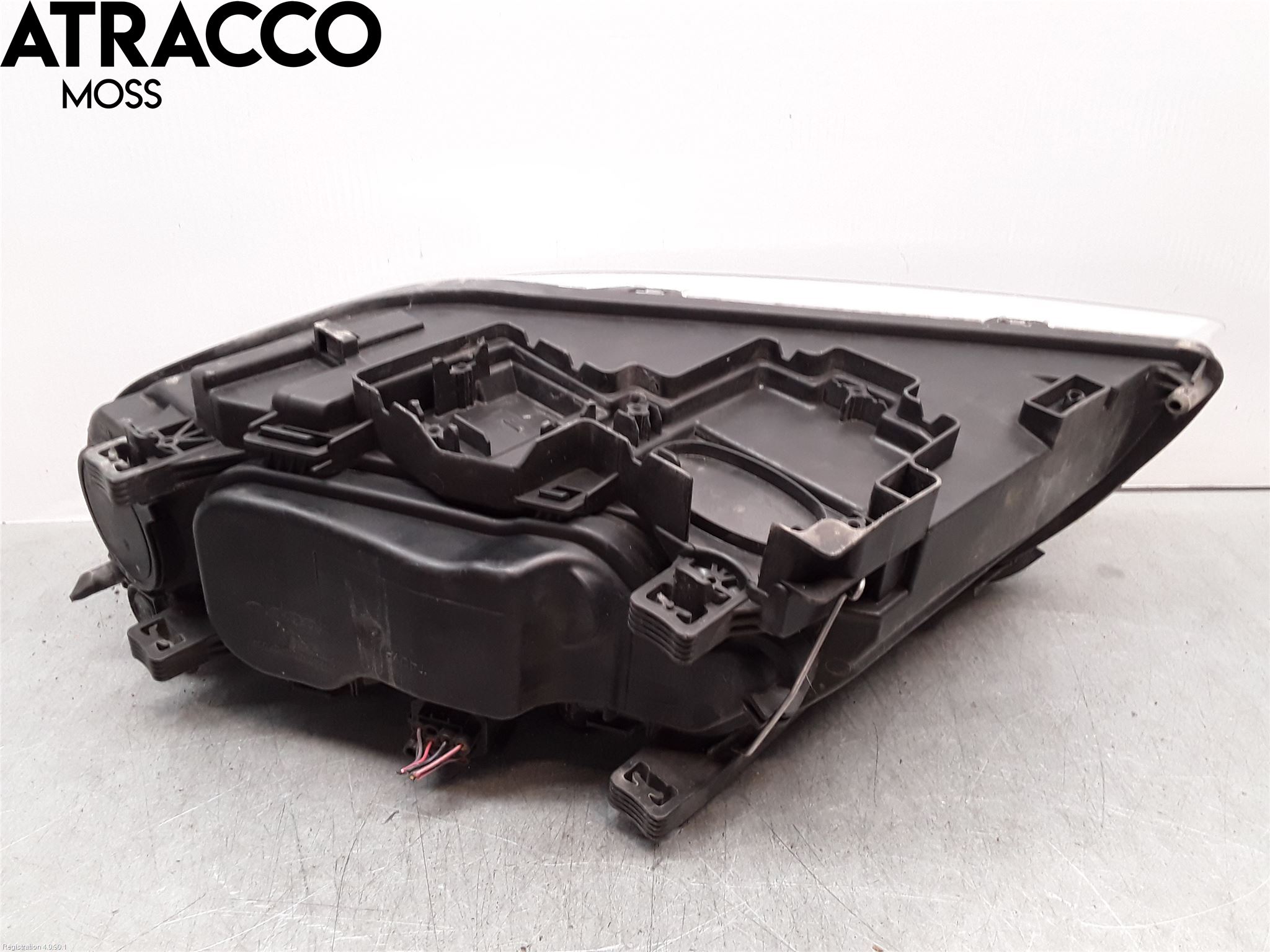 Volvo V70 08-13 Frontlykt Høyre