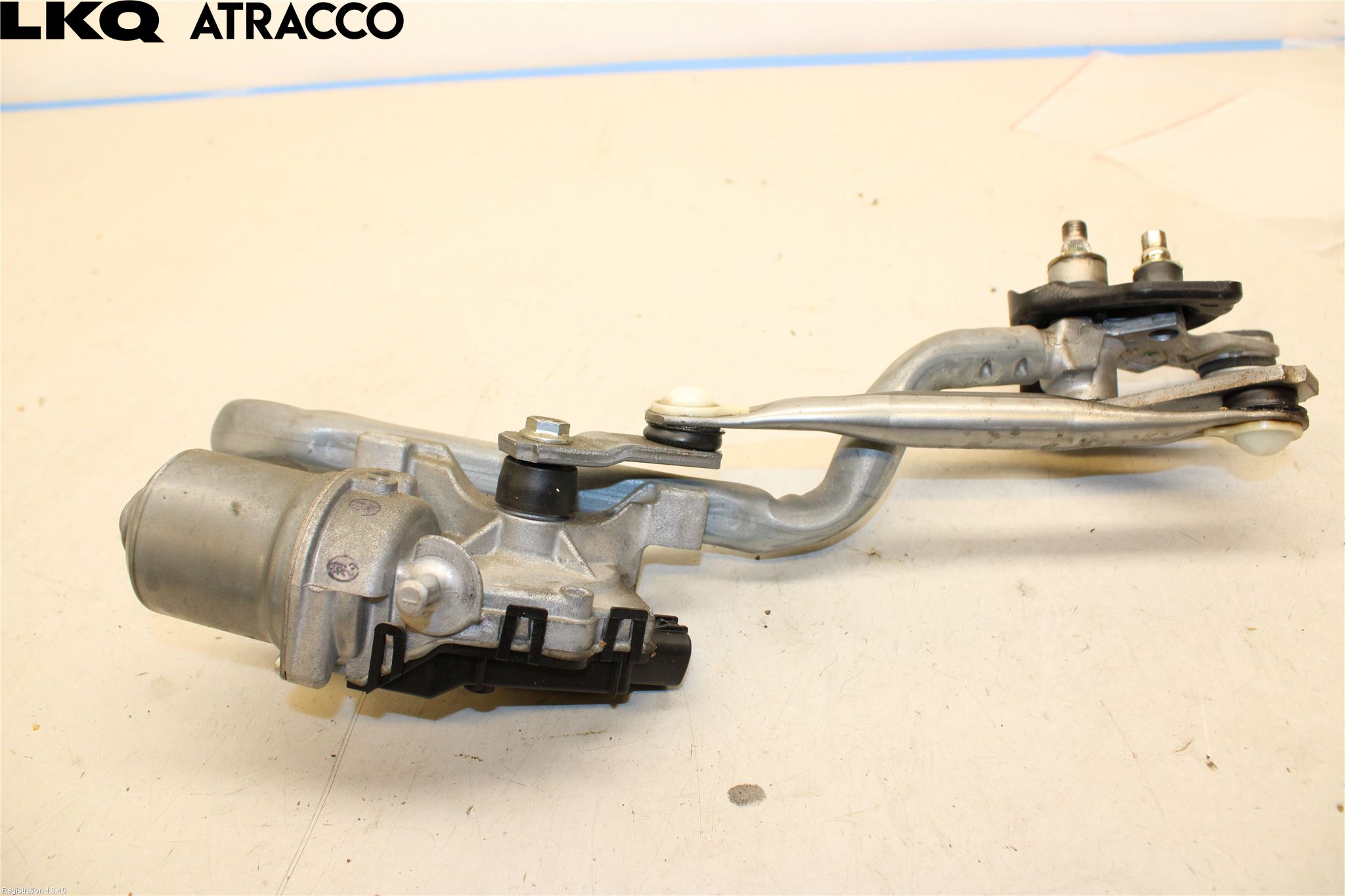 Toyota YARIS XP130 15-20 Viskermotor Frontrute