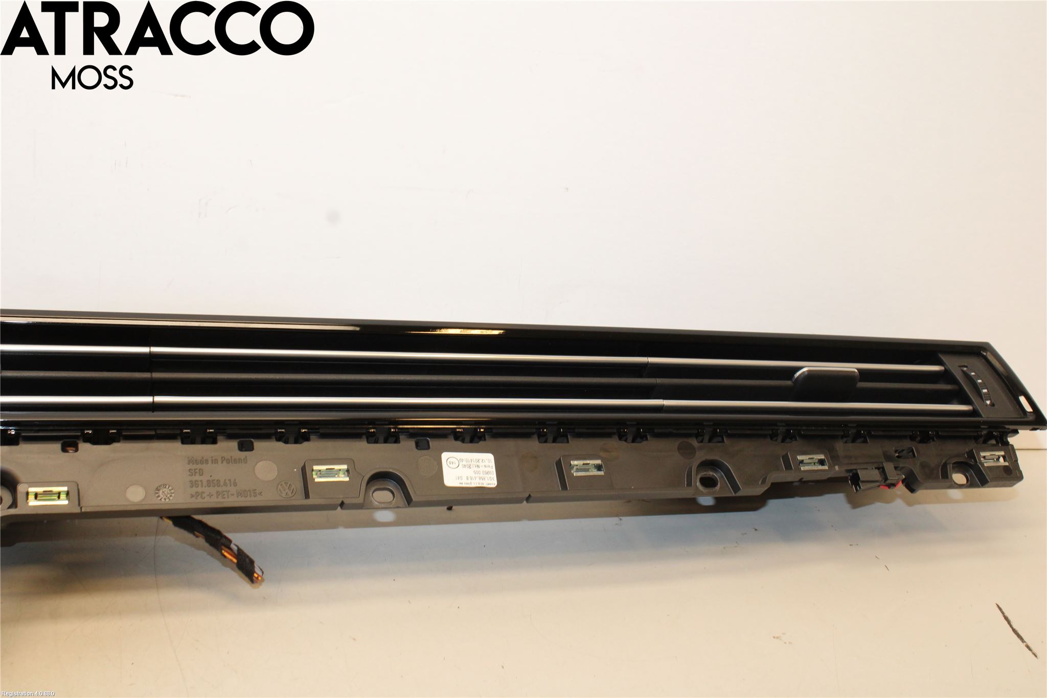 Volkswagen VW PASSAT 15-19 Dashbord Kanal - Dyse