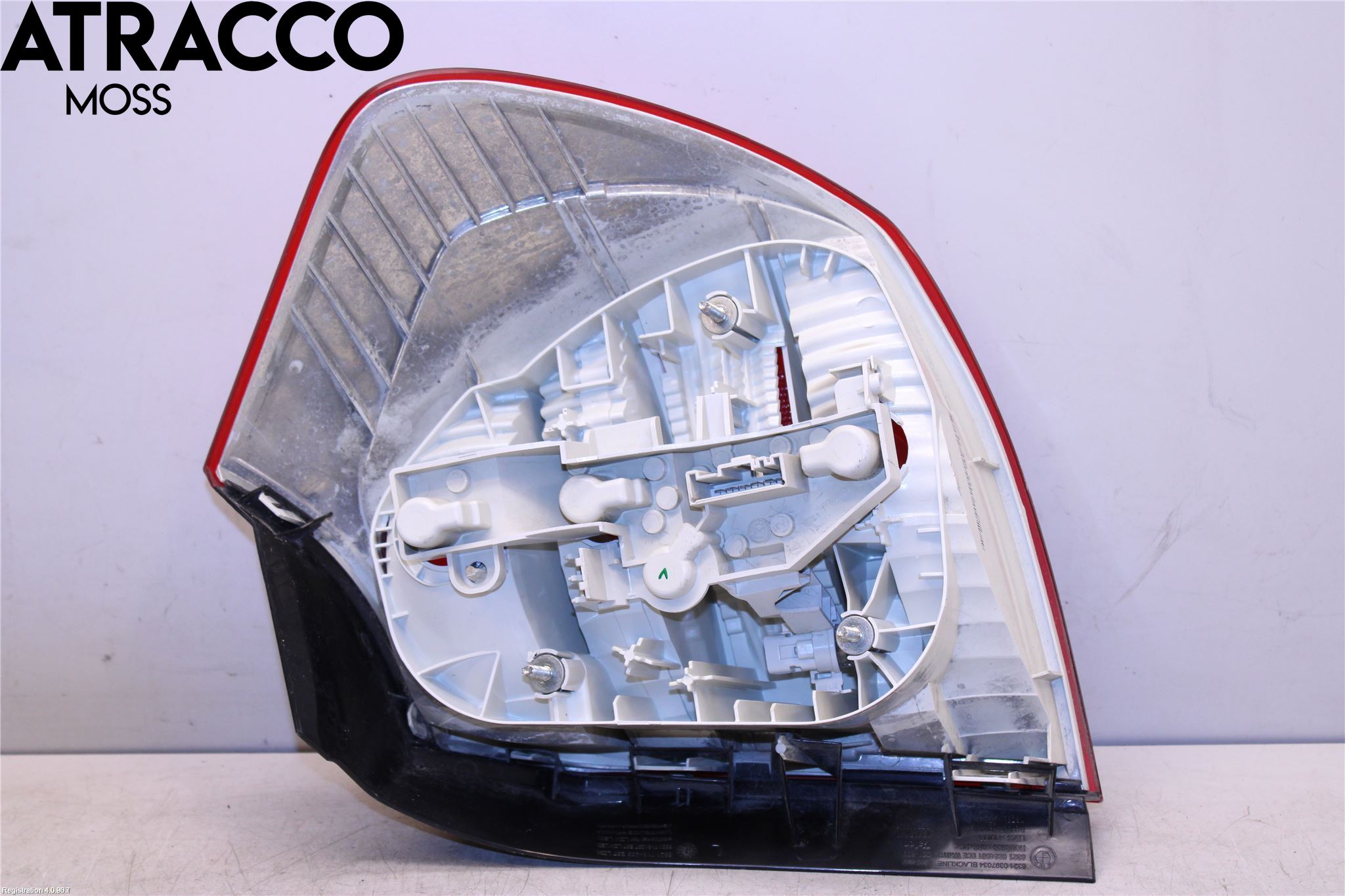 BMW 1 E87/81 5D/3D 03-11 Baklykt Venstre