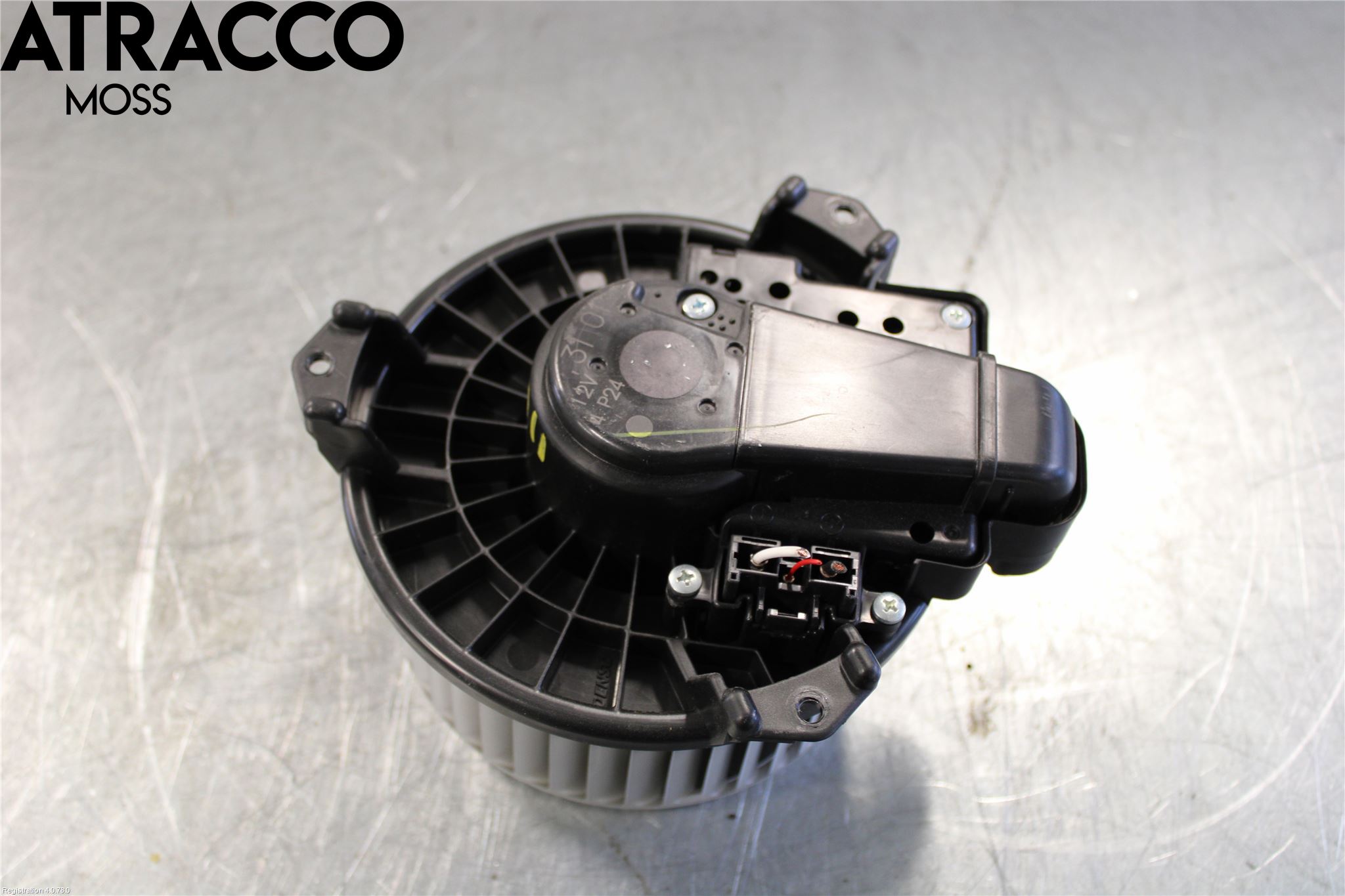 Toyota YARIS XP130 12-14 Varme Ac Varmeapparatvifte