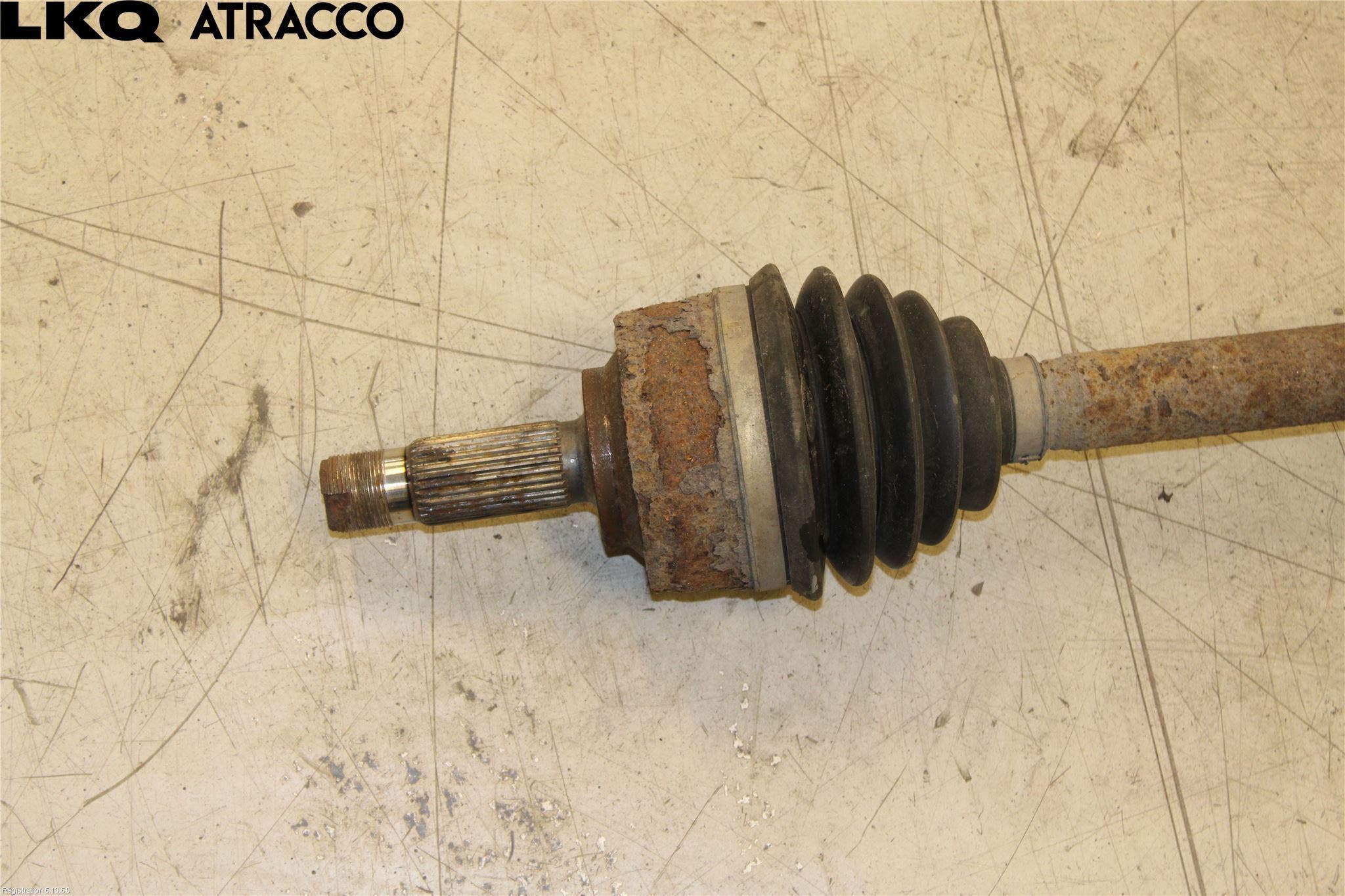 Mercedes-Benz MB VITO/V-KLASS (W640,W447,W448) 14- Drivaksel Foran Kompl Venstre