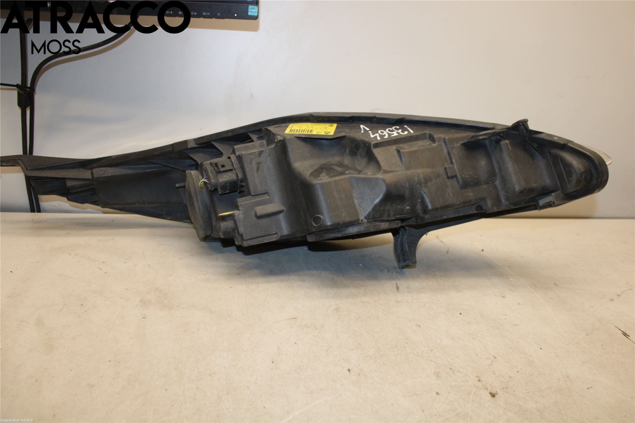 Ford FIESTA 09-12 Frontlykt Venstre