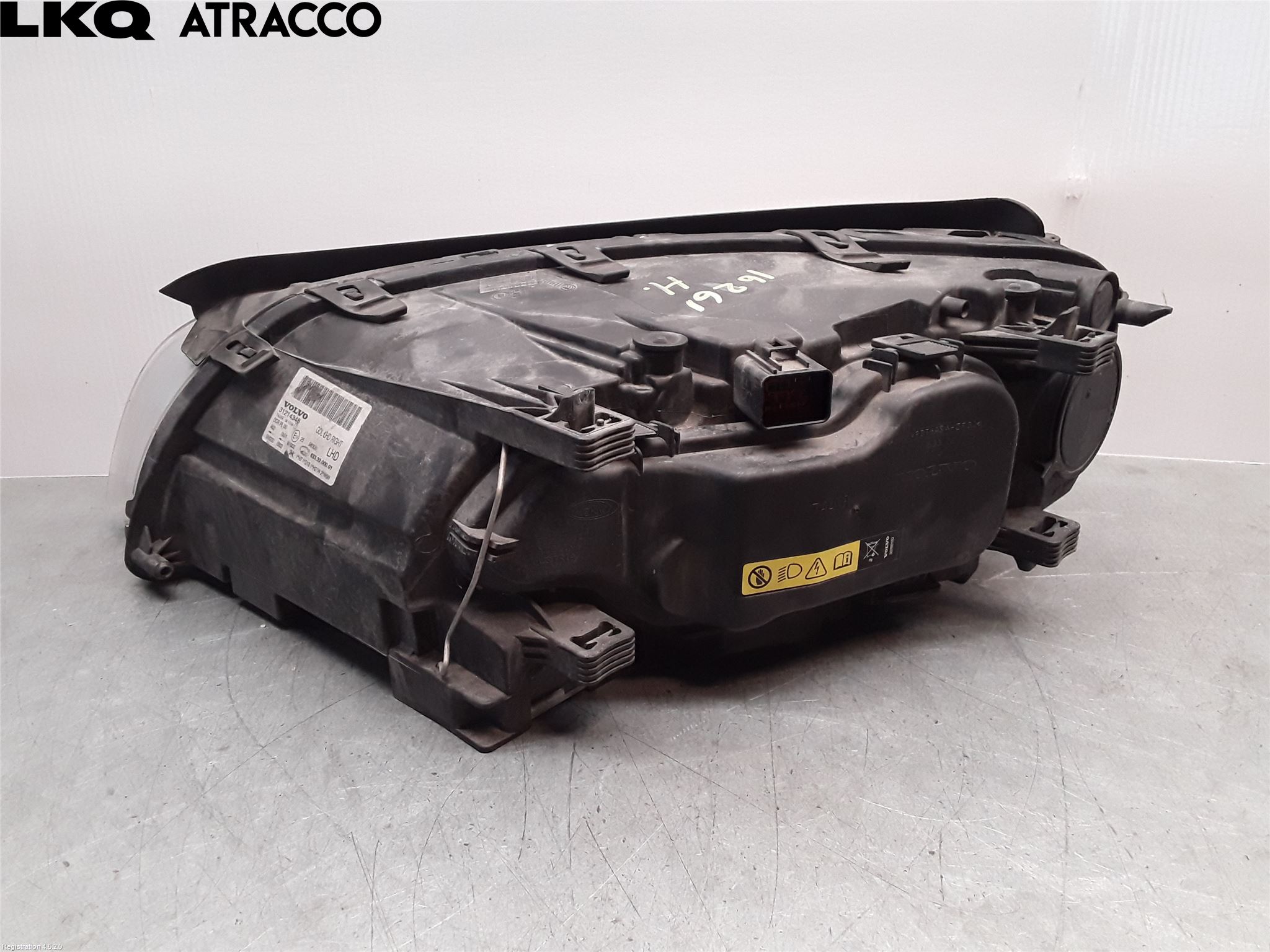 Volvo V70 08-13 Frontlykt Høyre