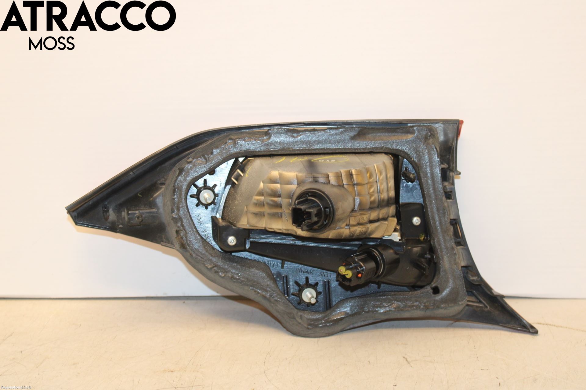 Mazda 6 13- Baklykt Høyre  På Luke(Indre)