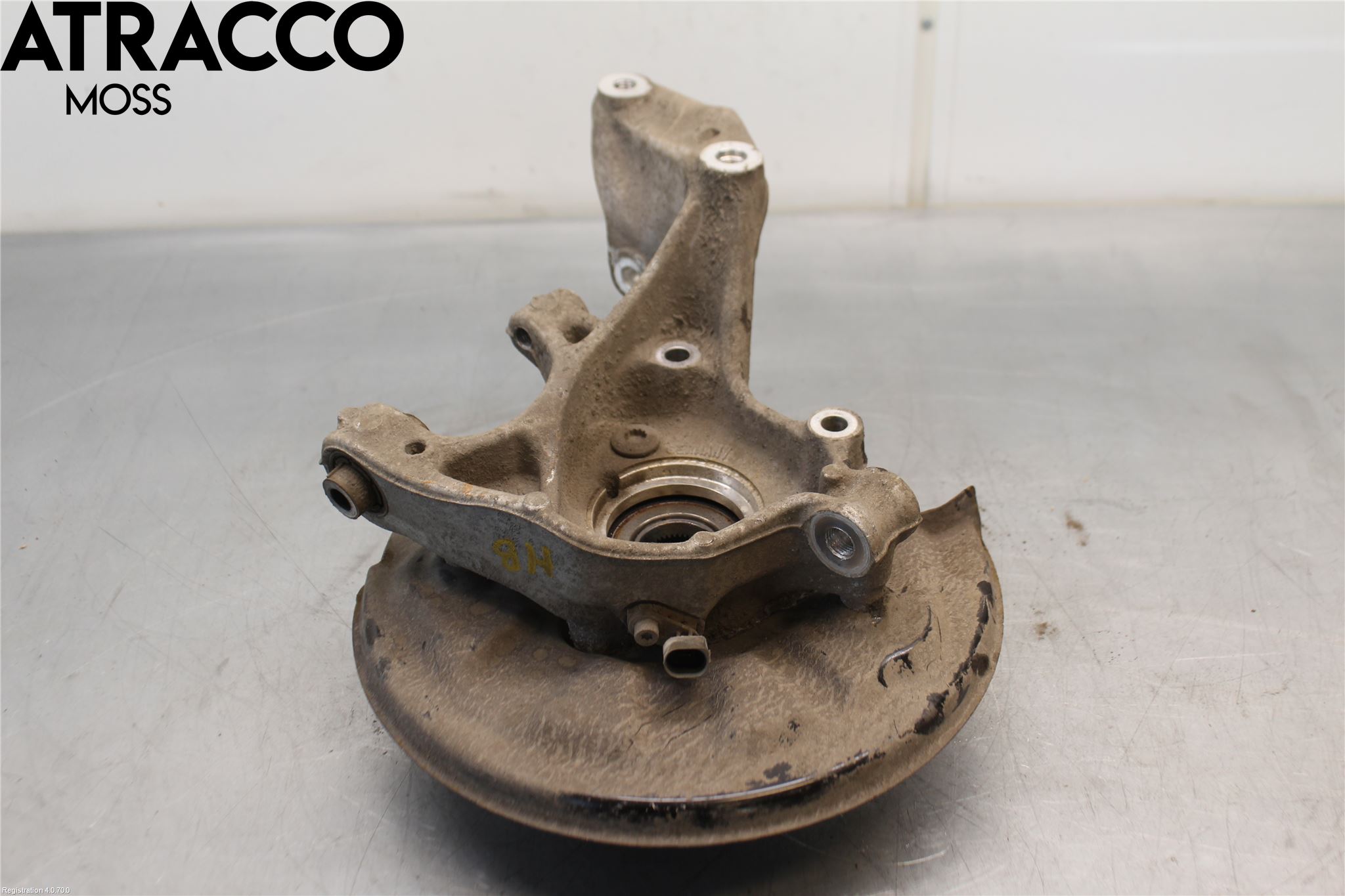 Volkswagen VW T-ROC 18- Spindel Hb