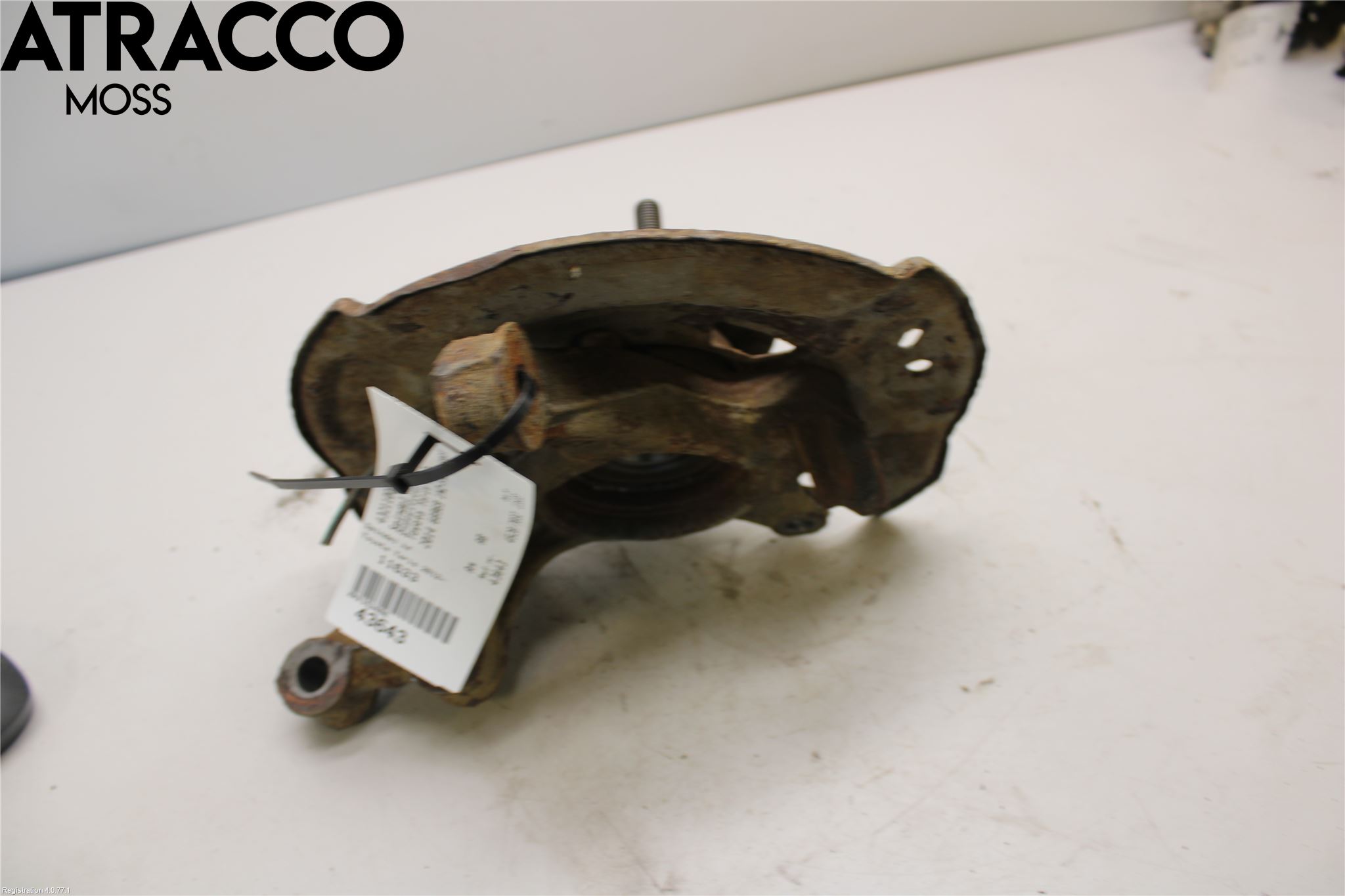 Toyota YARIS XP130 12-14 Spindel Hf