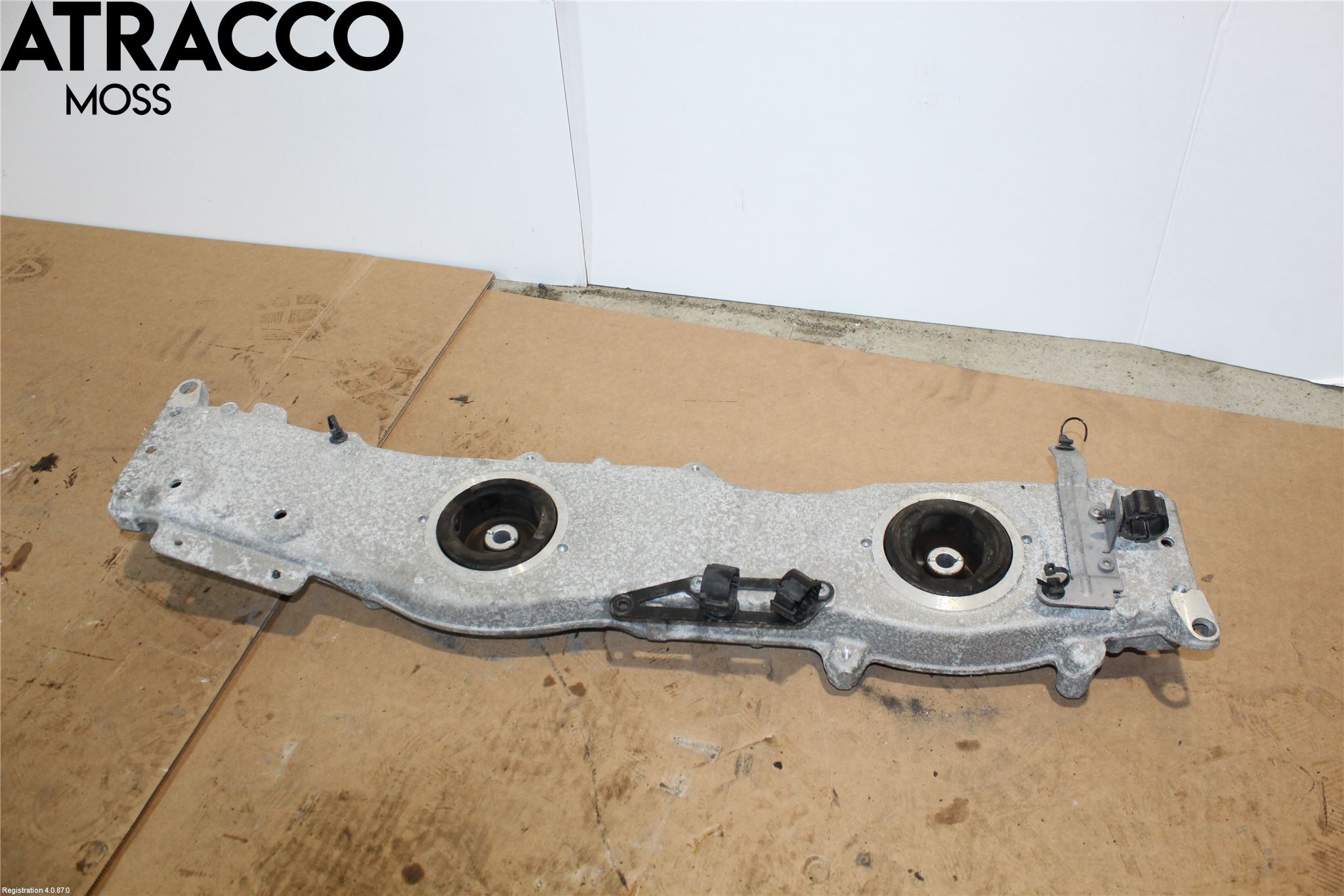 Volkswagen VW GOLF / E-GOLF VII 13-20 Motor Feste Stål-Alu