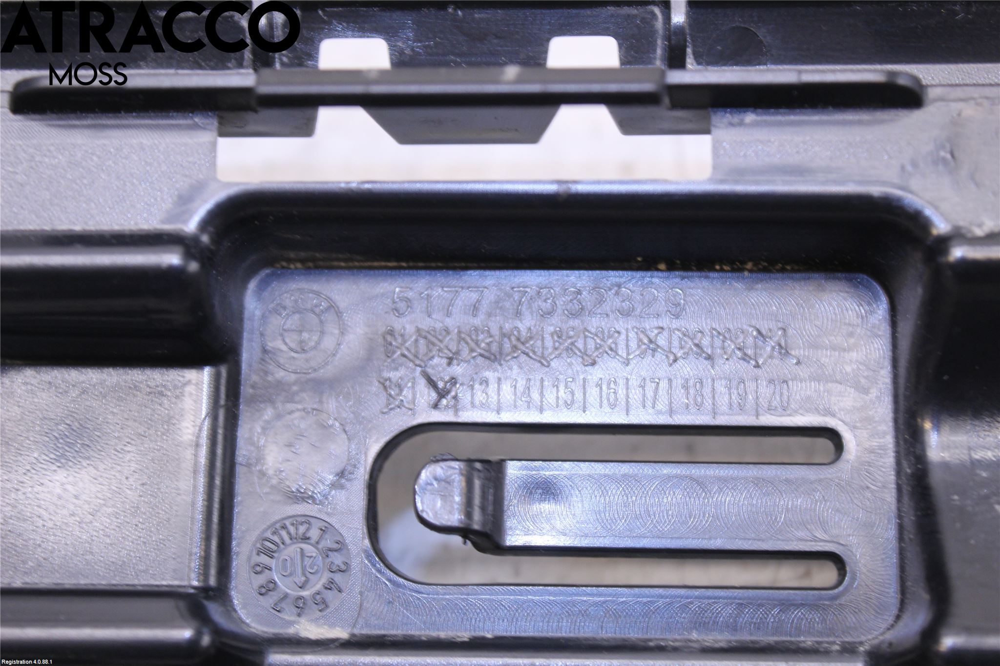 BMW X1 F48 15-22 Hjulhus Venstre