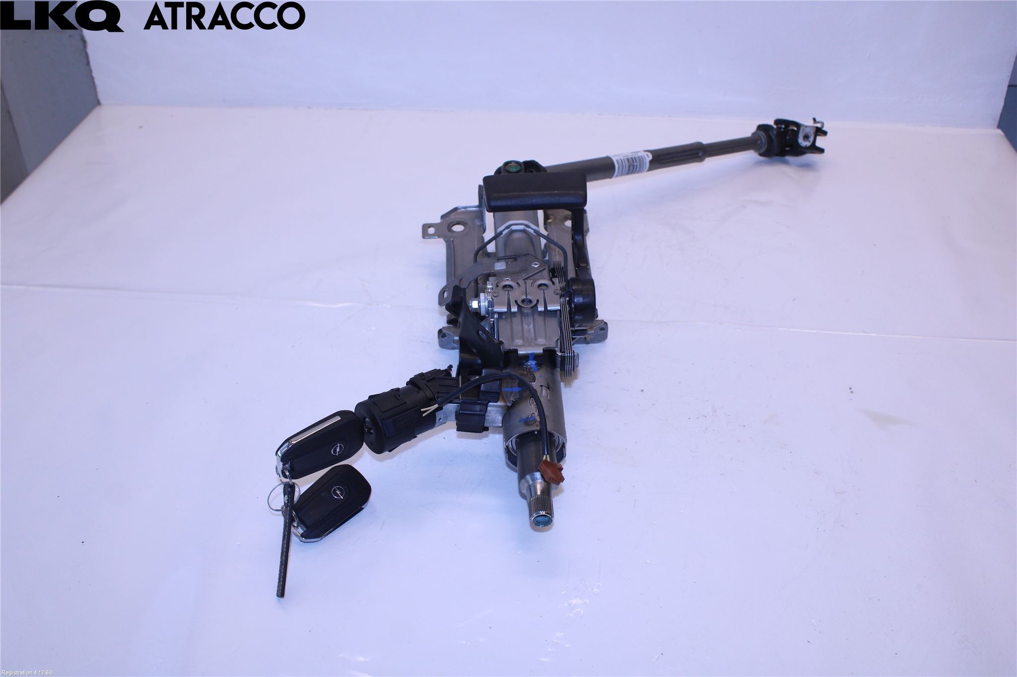 Opel COMBO E 19- Rattaksel