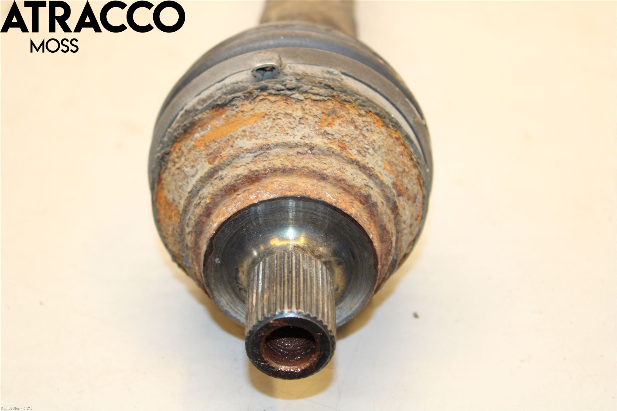 Volkswagen VW GOLF VI 09-13 Drivaksel Foran Kompl Høyre